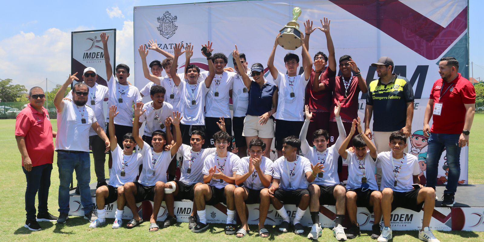 $!¡Mazatlán es bicampeón en Juvenil C!
