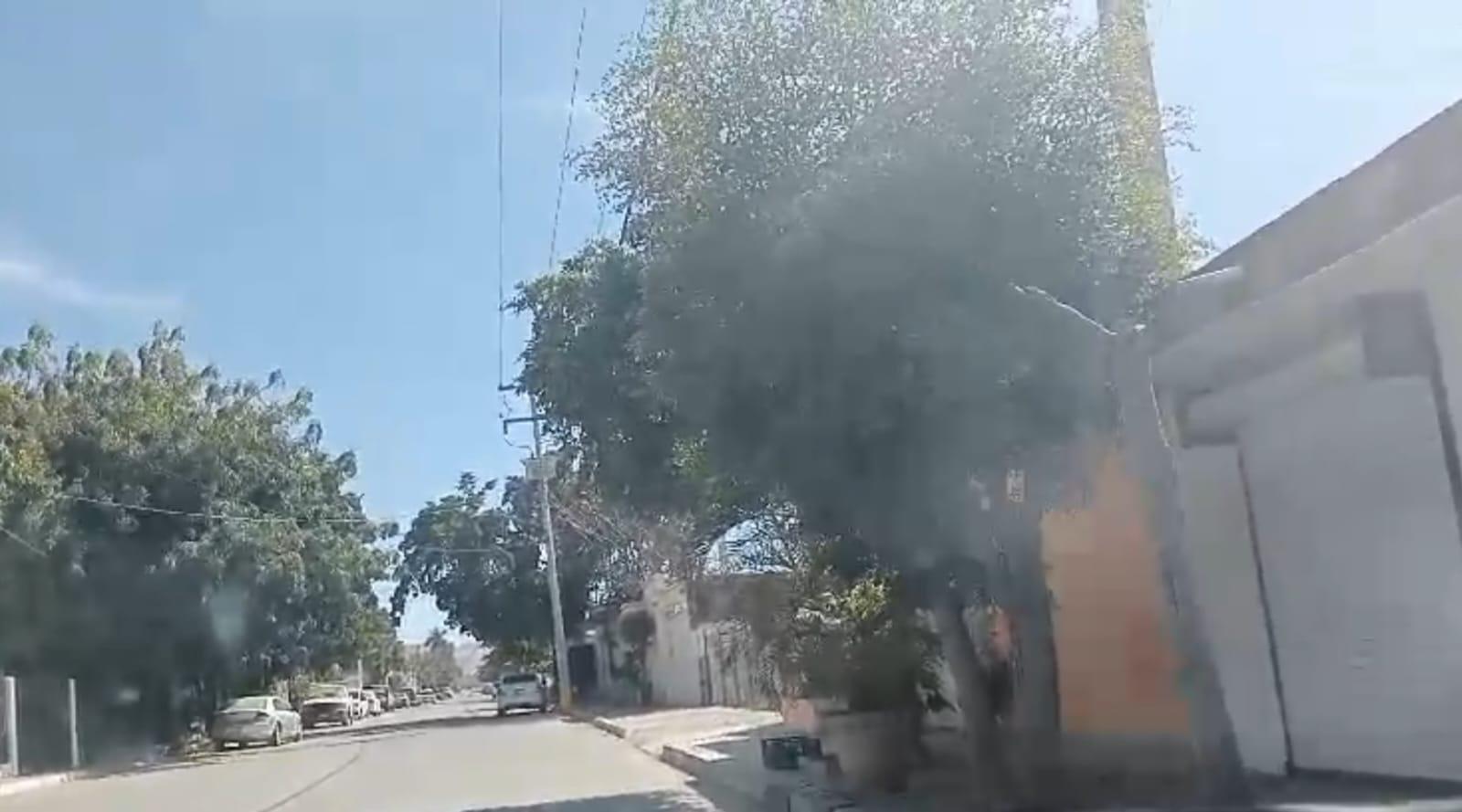 $!Abandonan policías y militares los barrios y calles por donde se dieron las privaciones de las familias