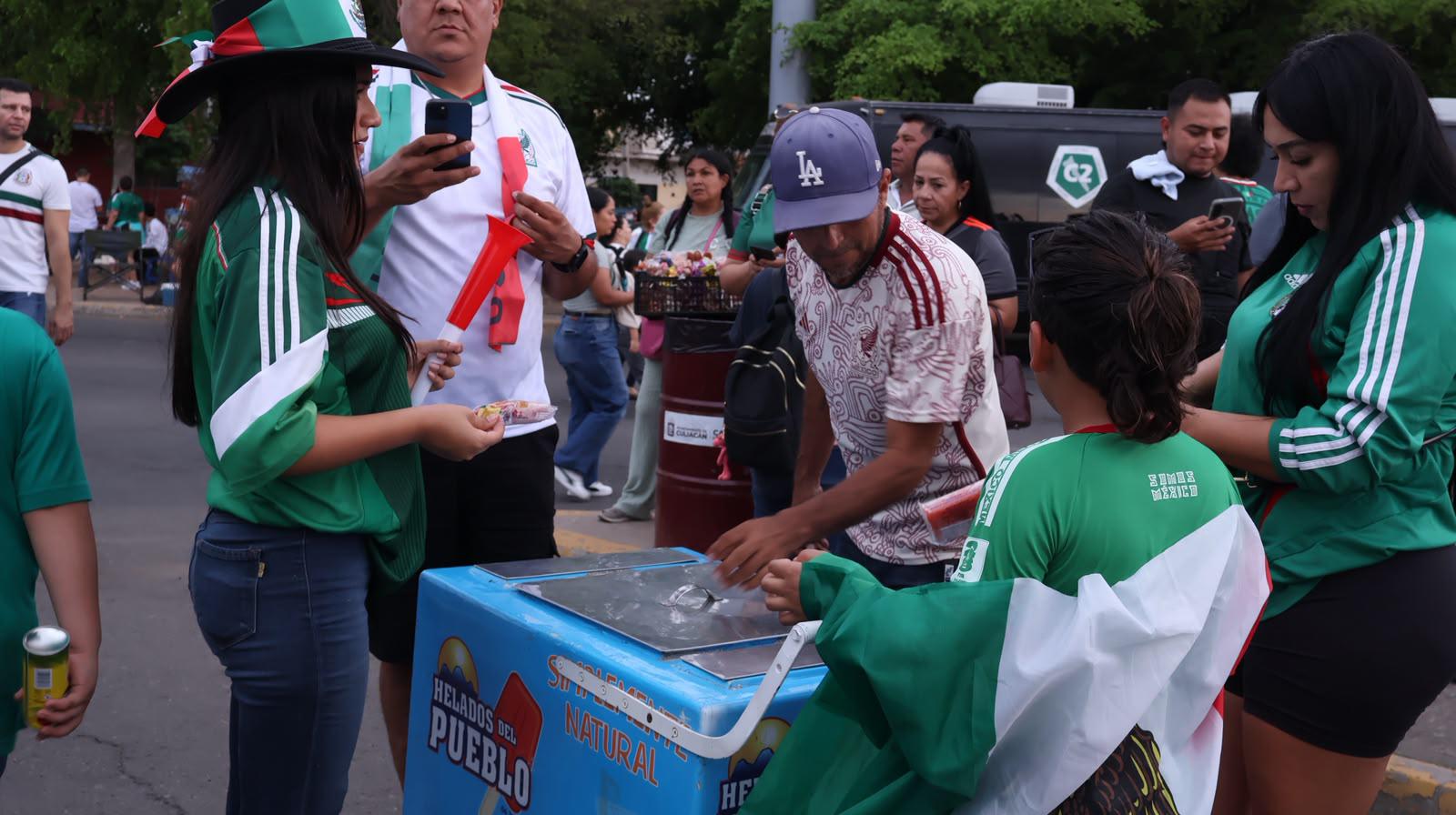 $!Comerciantes de comida se organizan para integrarse al corredor gastronómico del Fan Fest en ‘La Canasta’