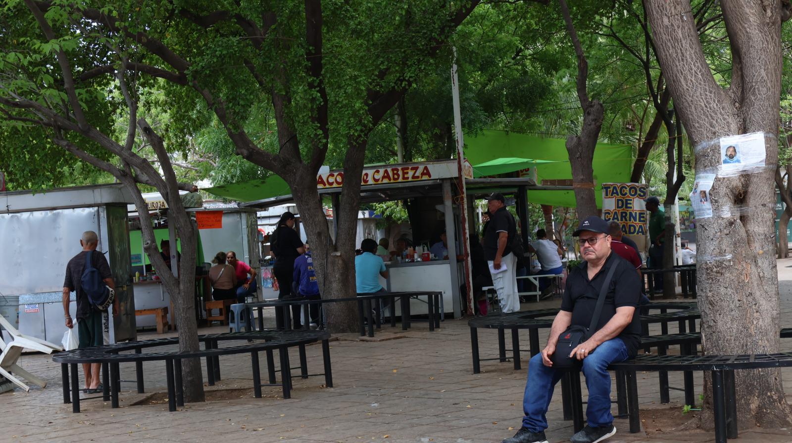$!Comerciantes de la Plazuela Álvaro Obregón mantienen ventas pese a temporada vacacional
