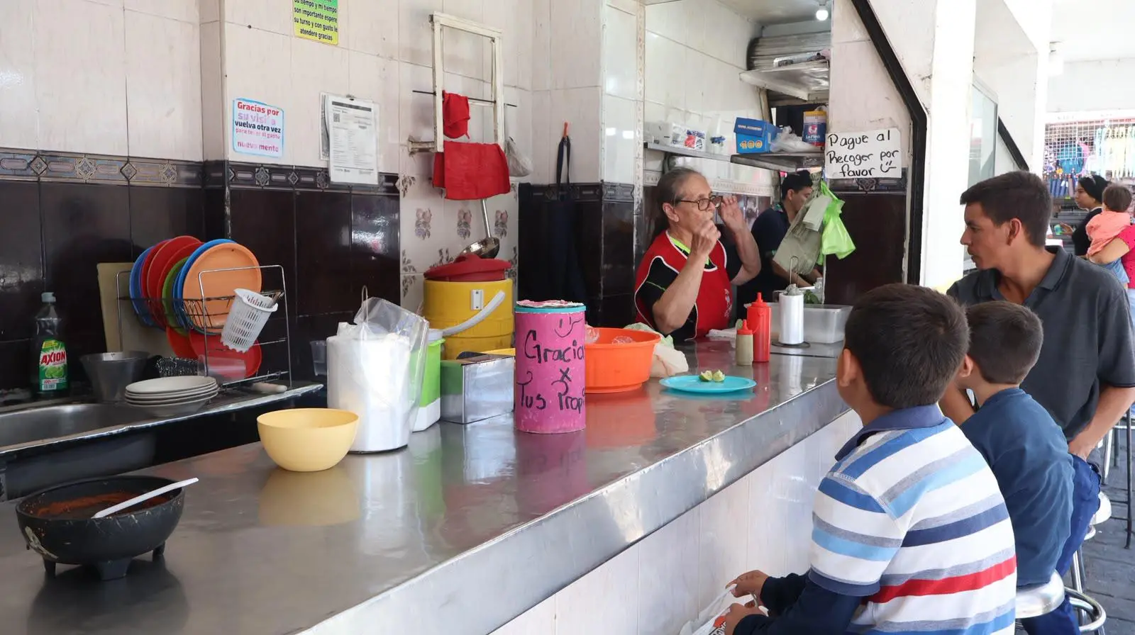 $!Esperan comerciantes que cámaras y botones de auxilio devuelvan la confianza en el Centro de Culiacan