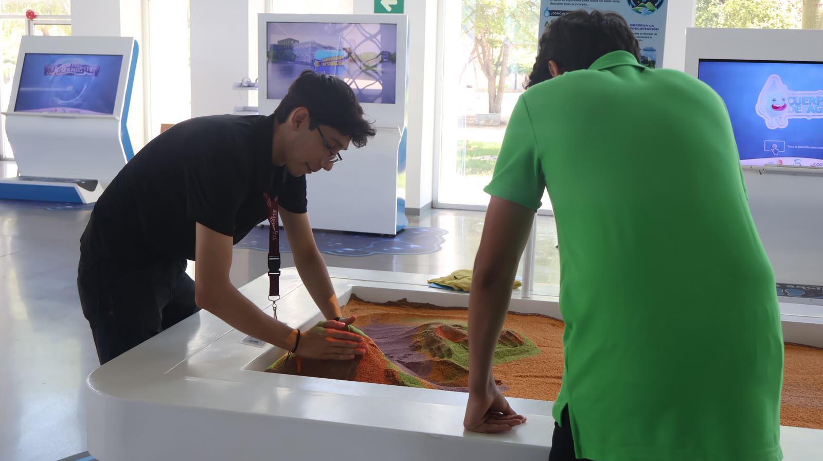 $!Fomenta Centro de Ciencias de Sinaloa la curiosidad científica con talleres de verano