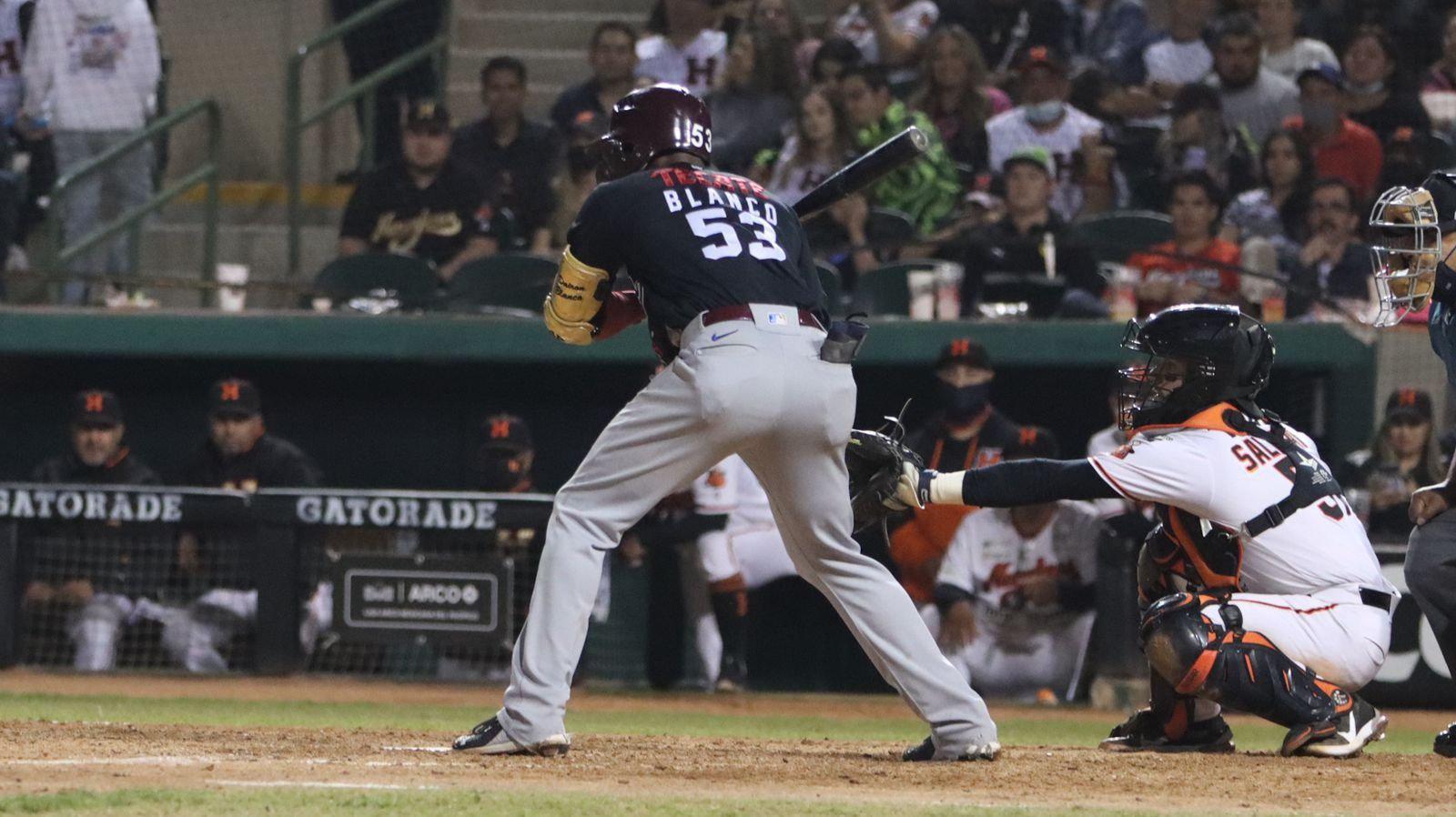 $!Agónica victoria de Tomateros de Culiacán en Hermosillo