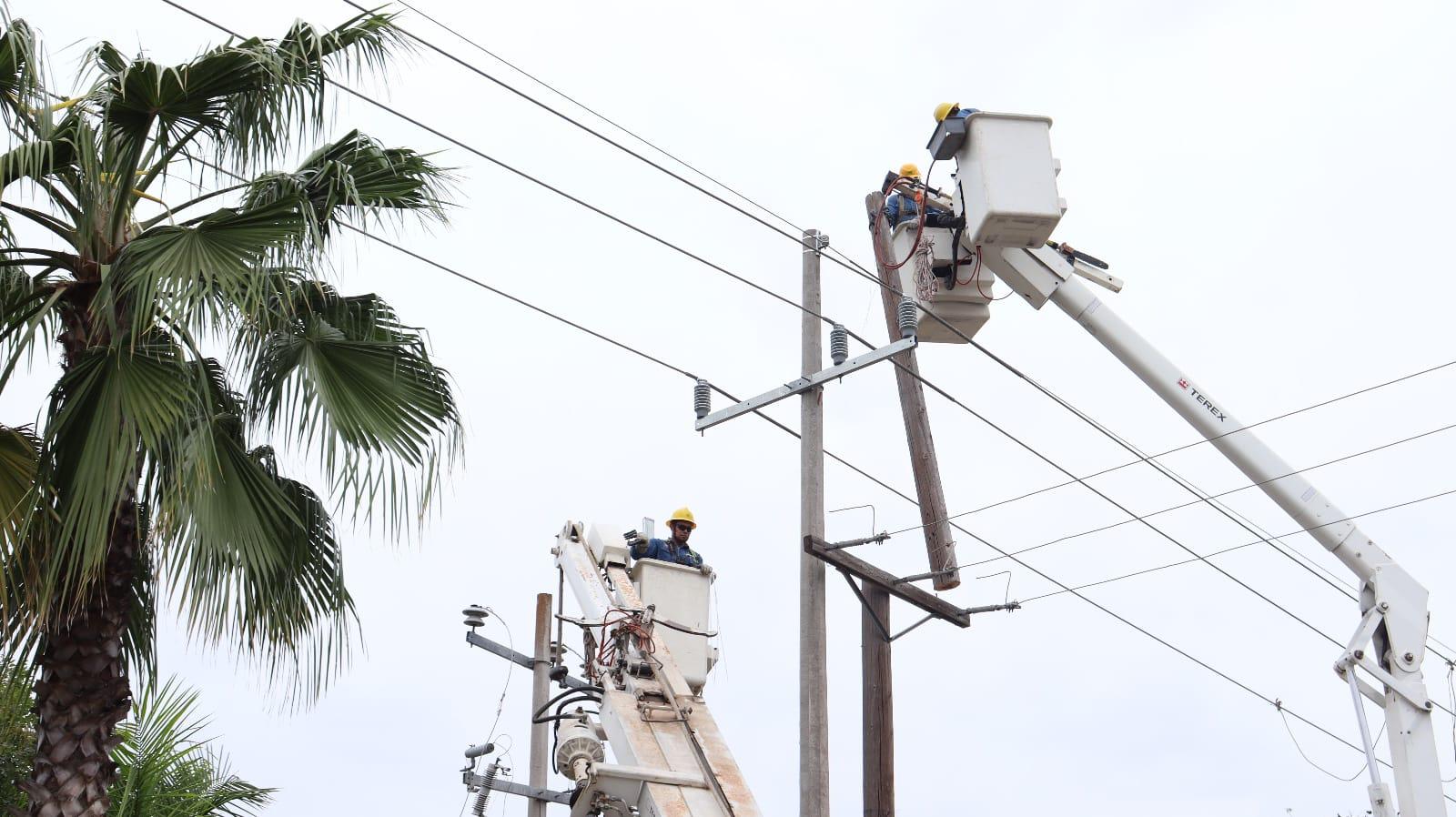 $!En cuatro días, Badiraguato recibe ‘manita de gato’ en infraestructura de servicio de energía eléctrica