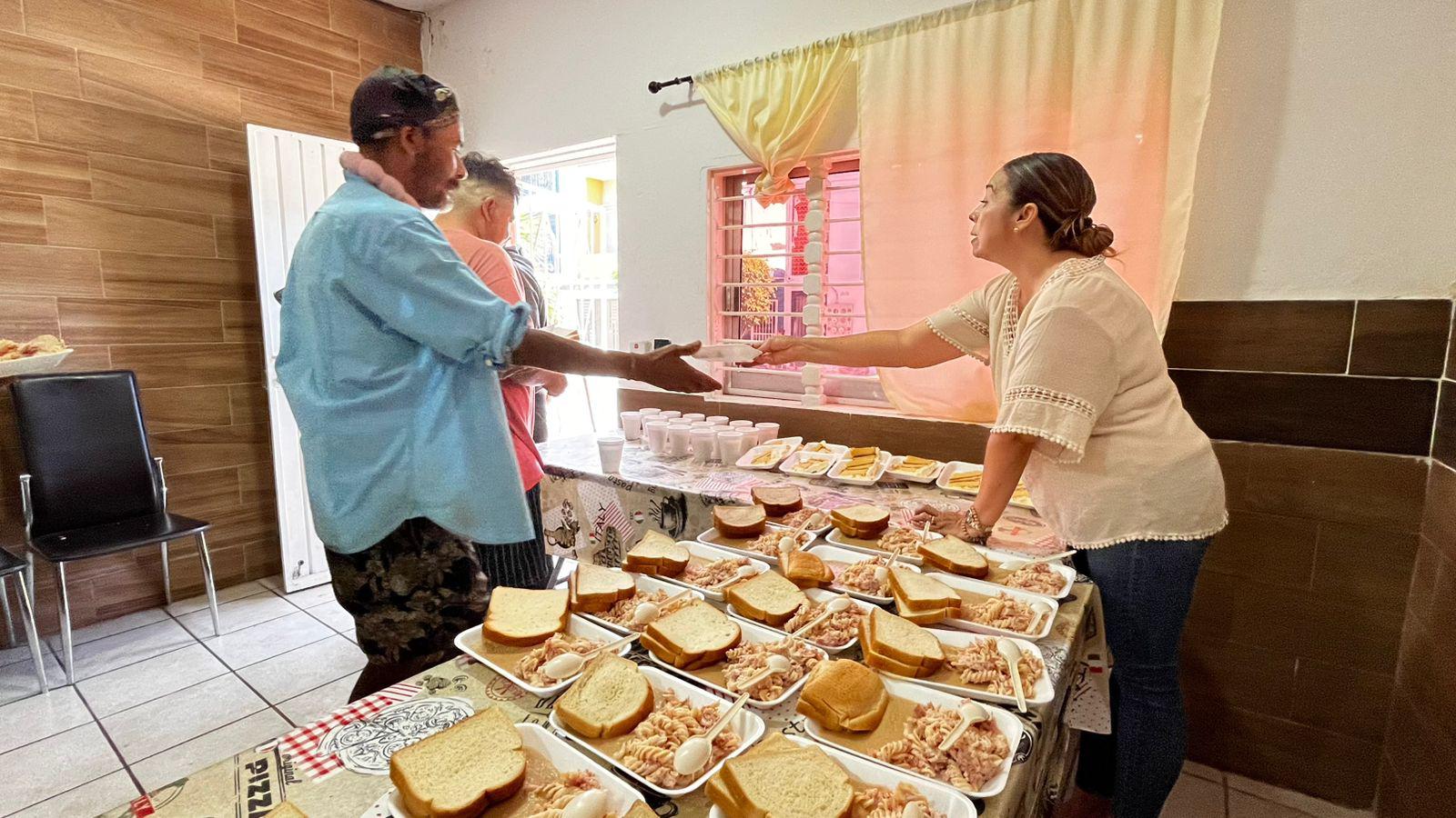 $!Comedor Humanitario Mazatlán brinda comida a alrededor de 200 personas a la semana