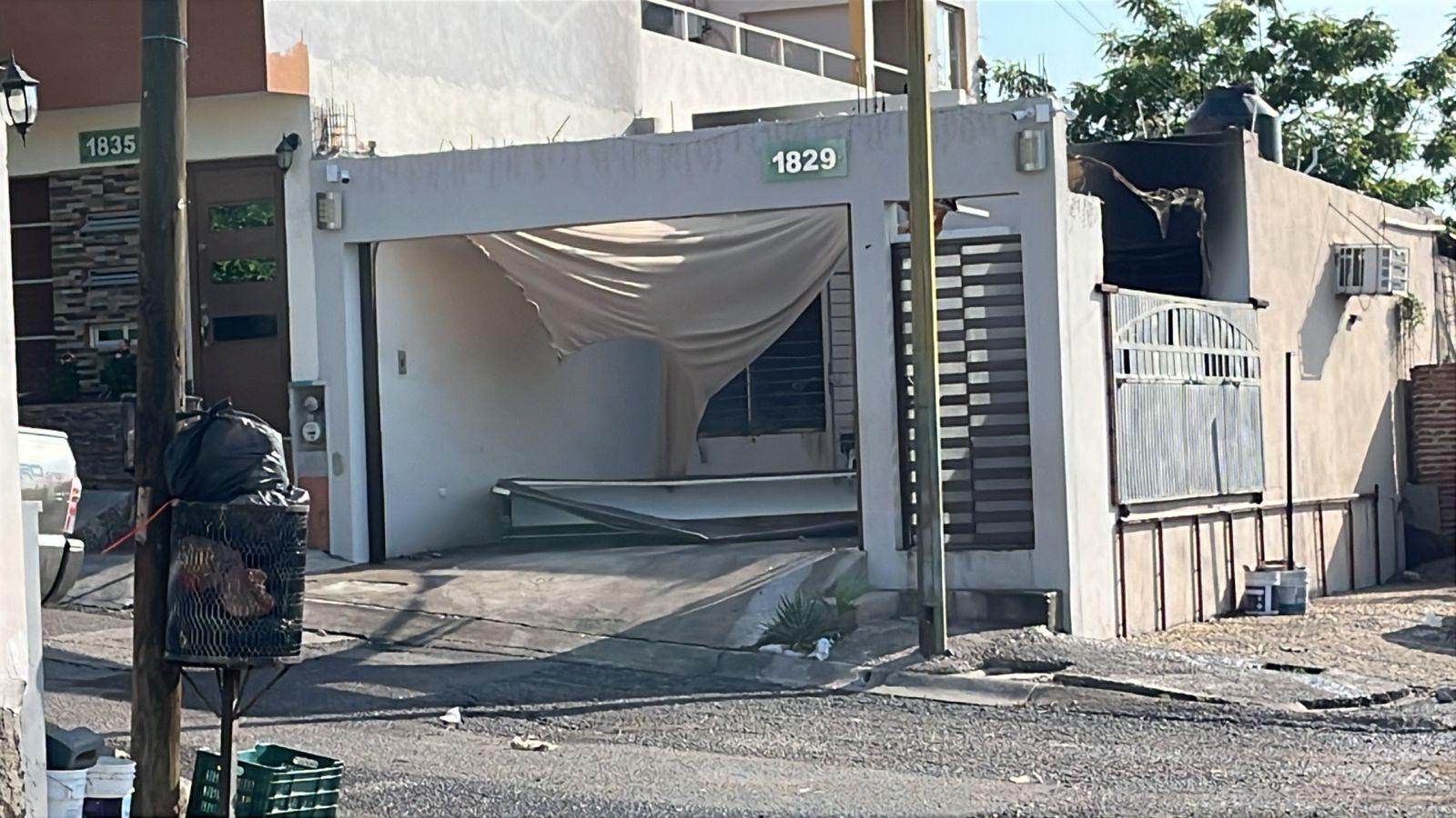 $!Vivienda es incendiada y vandalizada en Colinas del Bosque, Culiacán