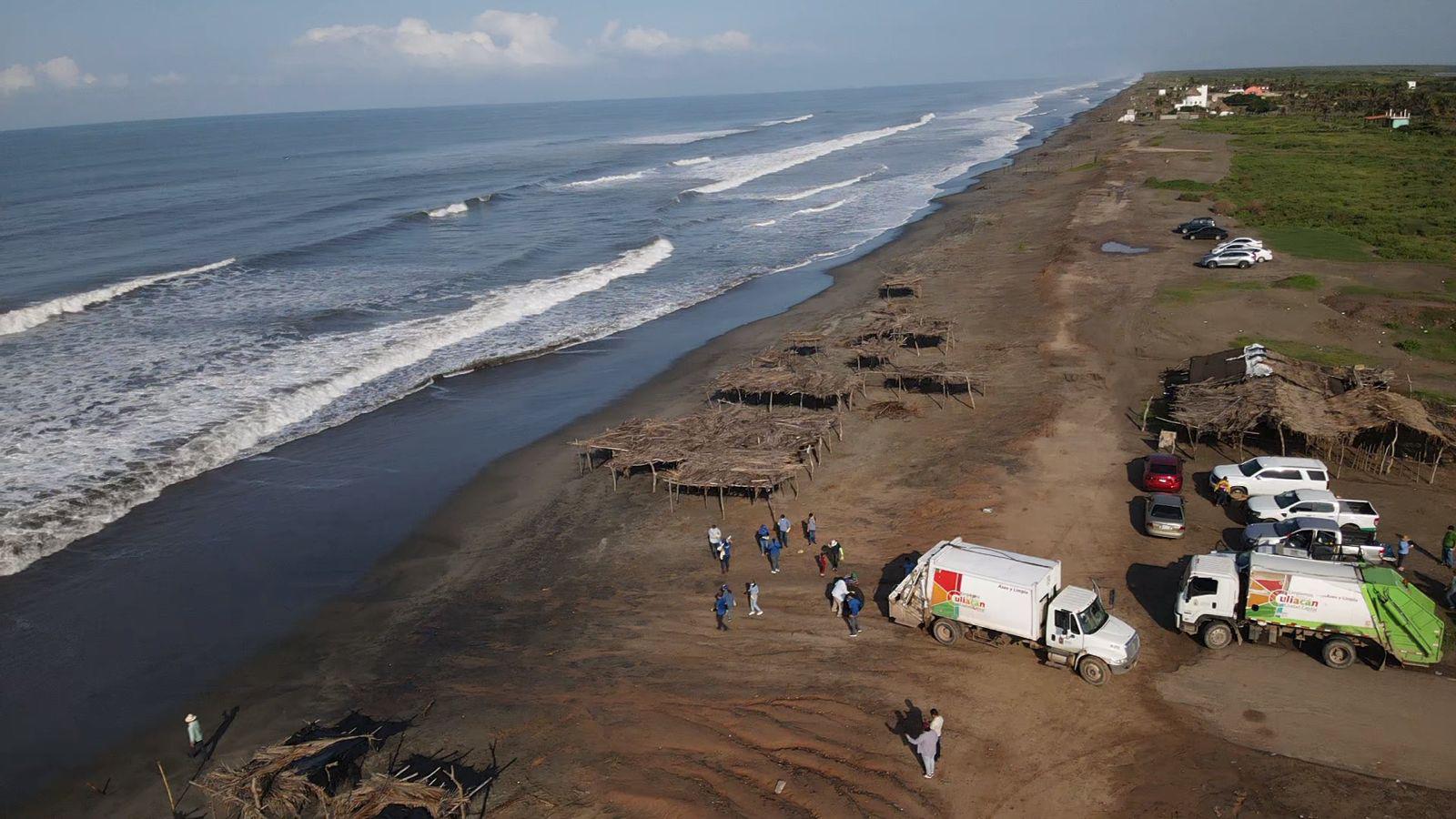 $!Retiran 4 toneladas de basura de playa Ponce, en Culiacán