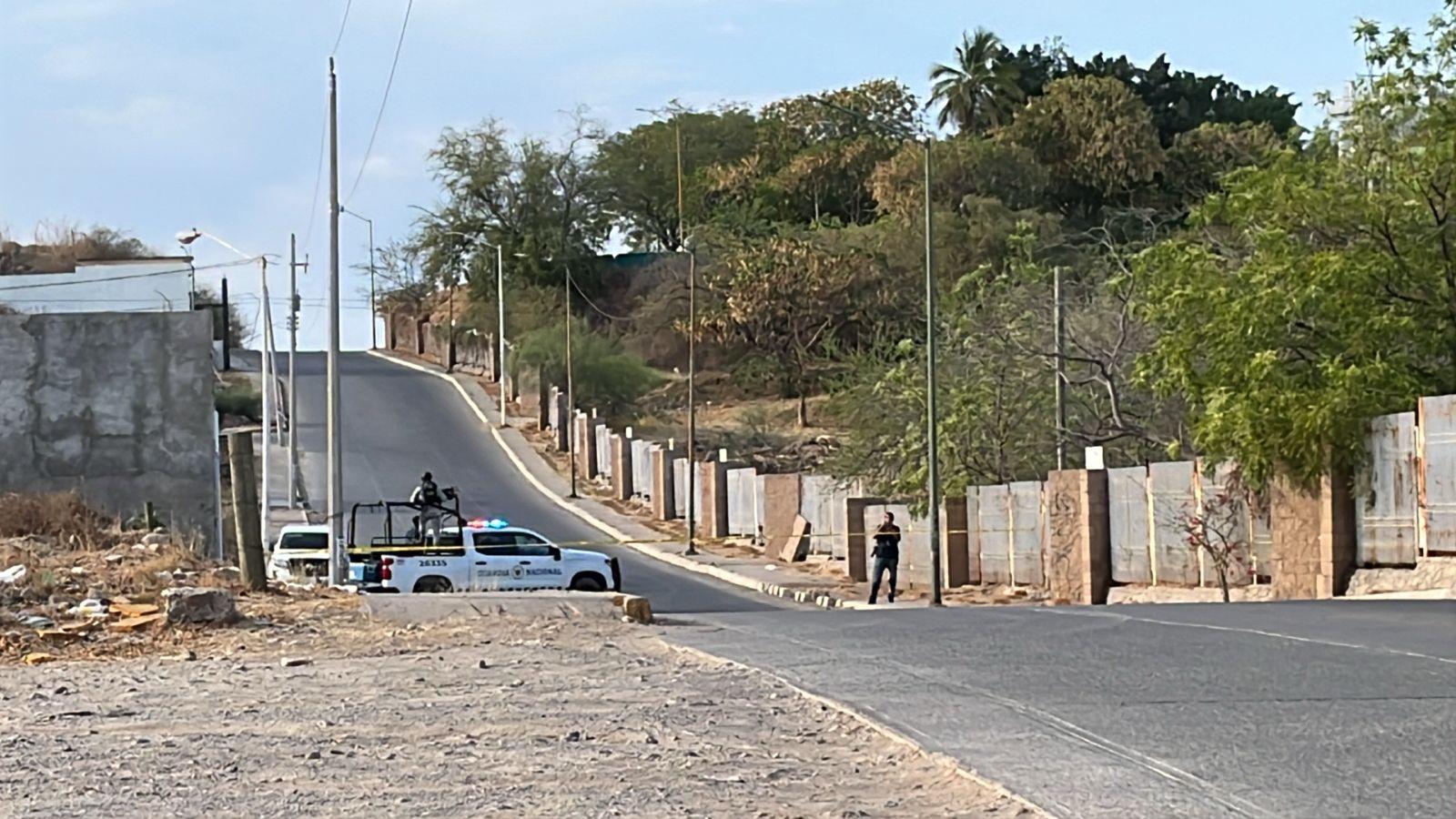 $!Asesinan a balazos a dos hombres a un costado del Parque 87 en Culiacán