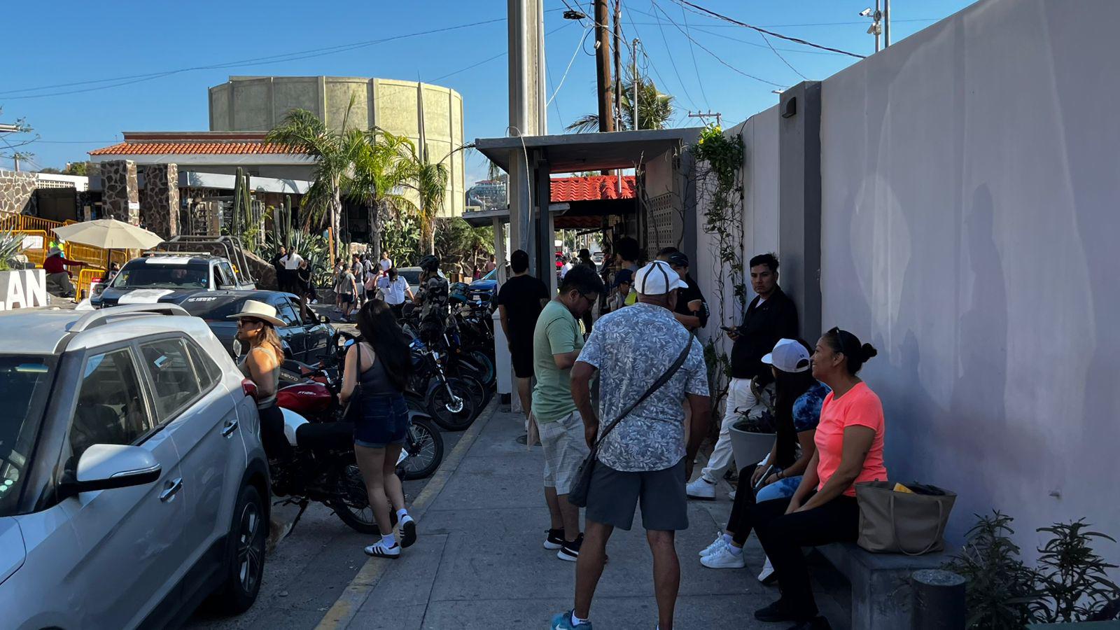 $!Faro de Mazatlán registra alta afluencia en el inicio de la primavera