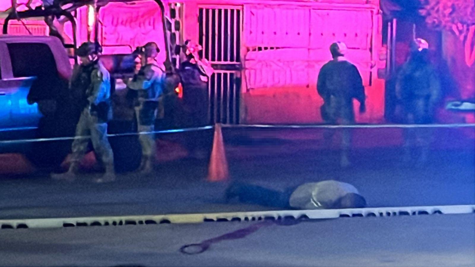 $!Asesinan a tiros a un hombre frente a un minisúper en Capistrano, al sur de Culiacán