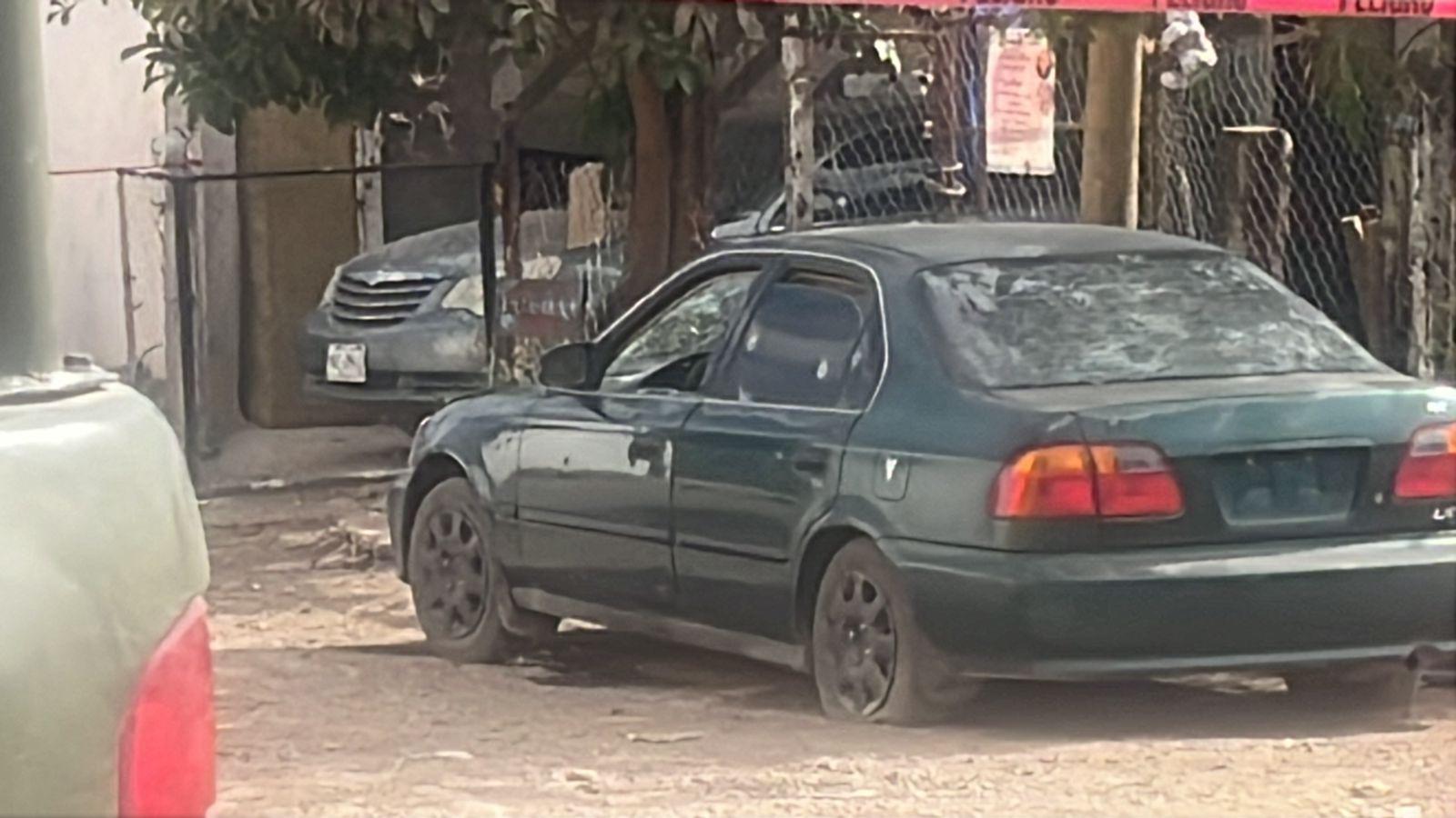 $!Balean una casa y vehículo en Campo El Diez, al sur de Culiacán