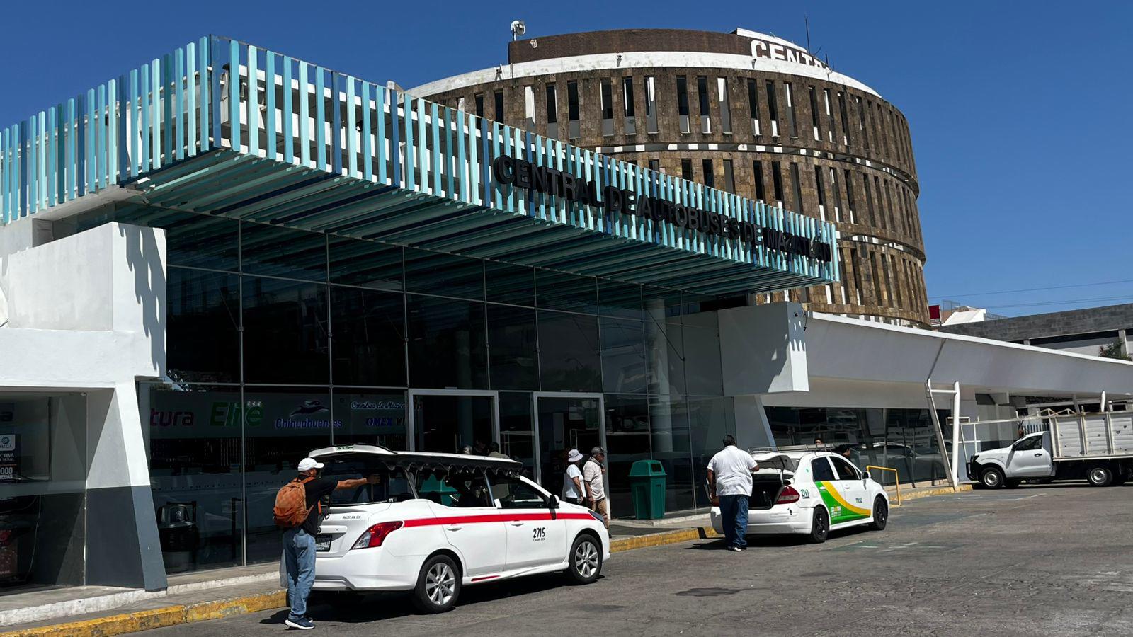 $!Suspenden corridas a Nayarit y Jalisco en la Central Camionera de Mazatlán