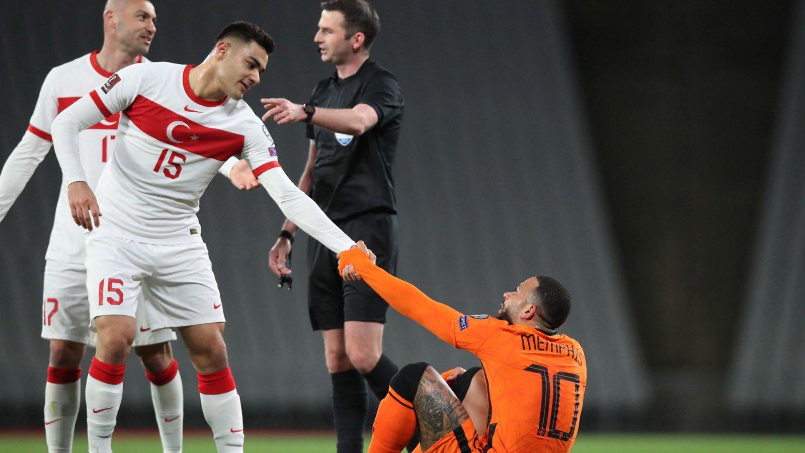 $!Turquía golea a Holanda en el arranque de las eliminatorias europeas rumbo a Qatar 2022