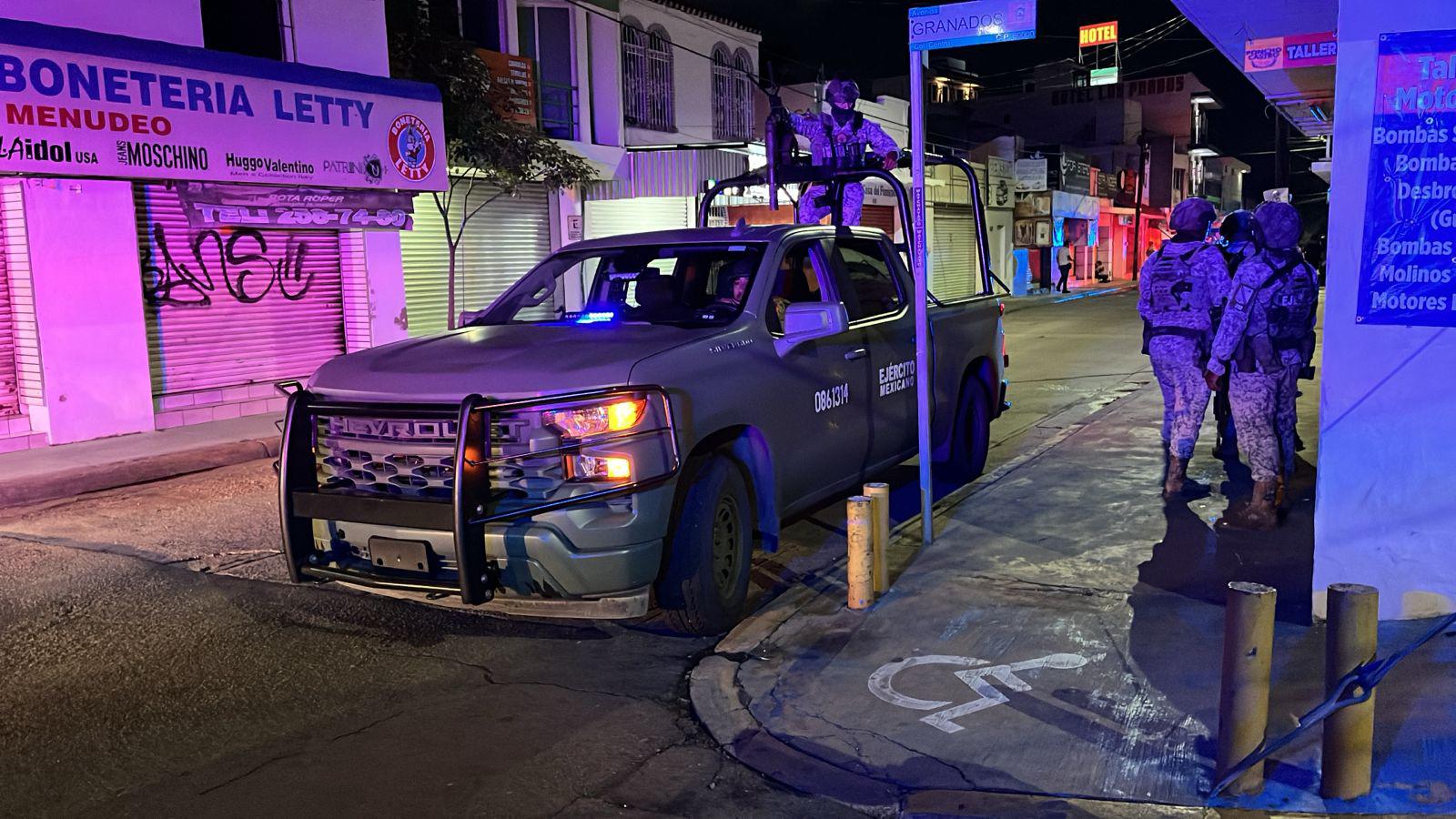 $!Asesinan a balazos a un hombre en el Mercado Rafael Buelna, en Culiacán