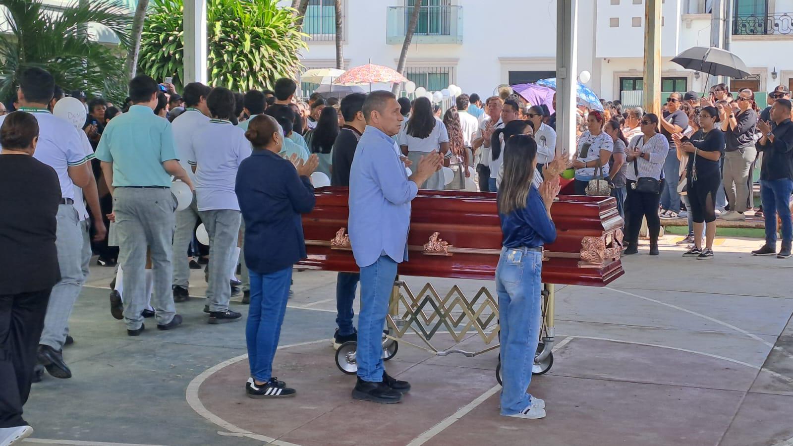 $!Para Ixchel sonó por última vez el timbre de salida de Cobaes en Rosario