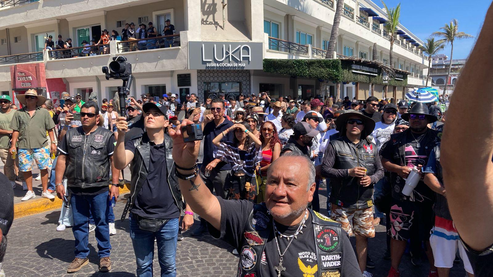 $!Disfrutan bikers de la comida de bienvenida de la Semana de la Moto Mazatlán 2025