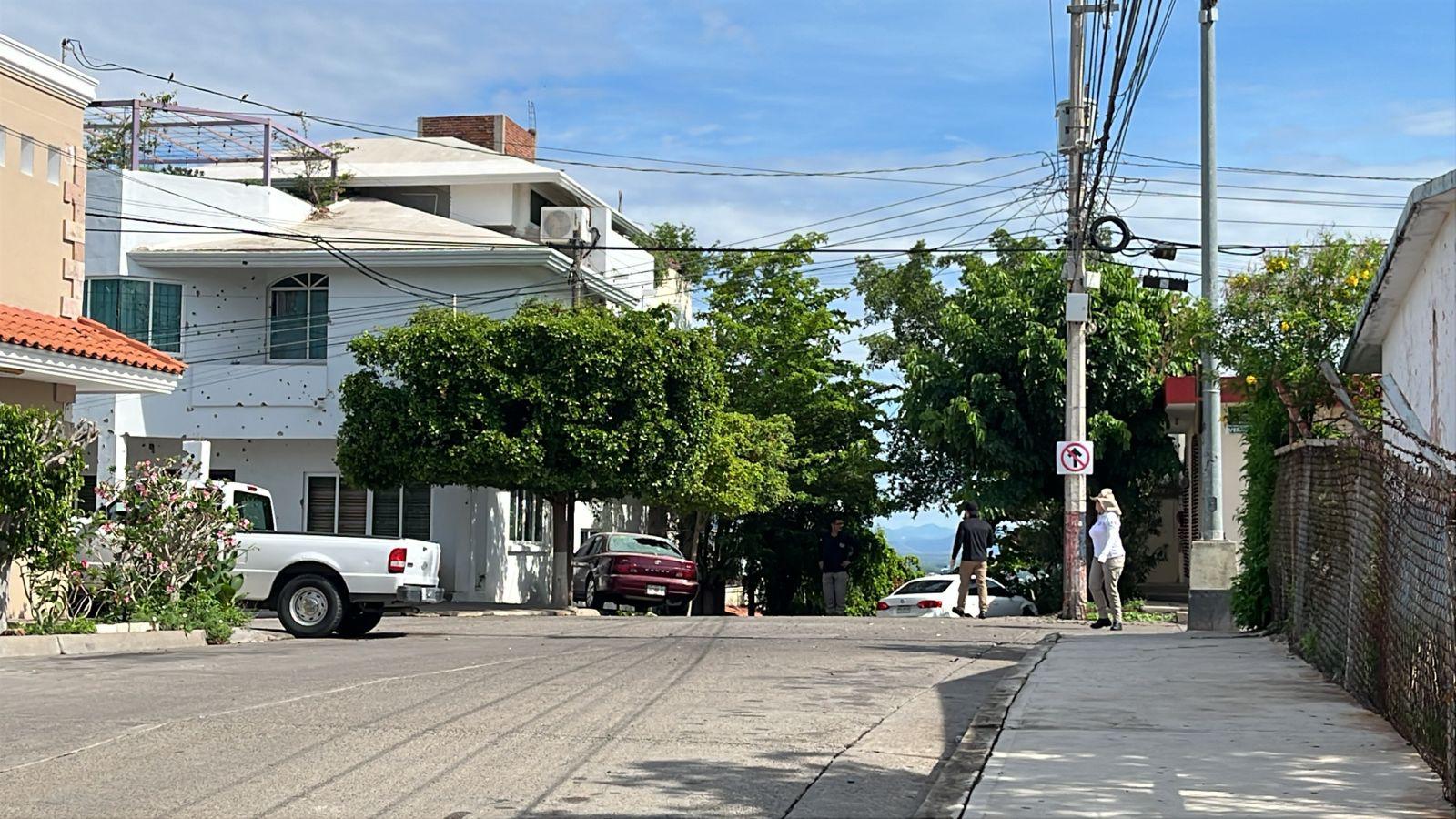 $!Atacan a balazos despacho contable en la colonia Antonio Rosales, en Culiacán