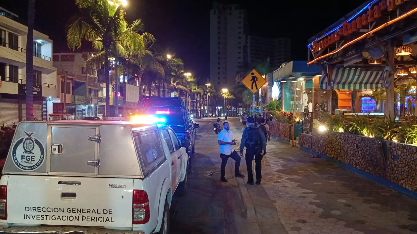 $!Movilización por conato de incendio en un restaurante de Playa Norte