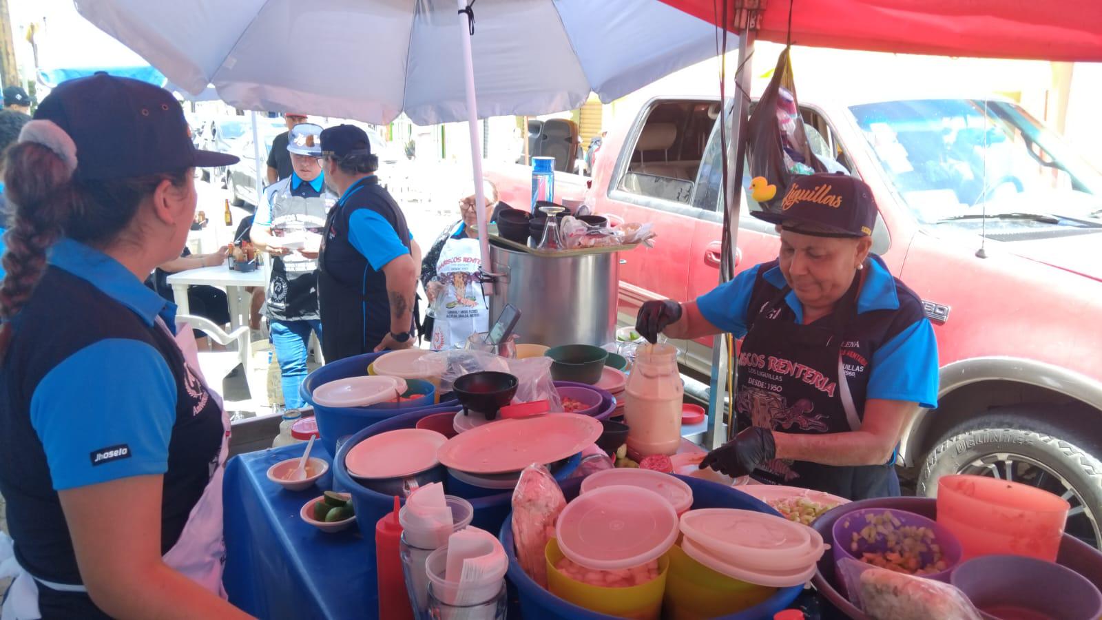 $!Mariscos Rentería ‘Los Liguillas’ celebra 75 años en el Centro Histórico de Mazatlán