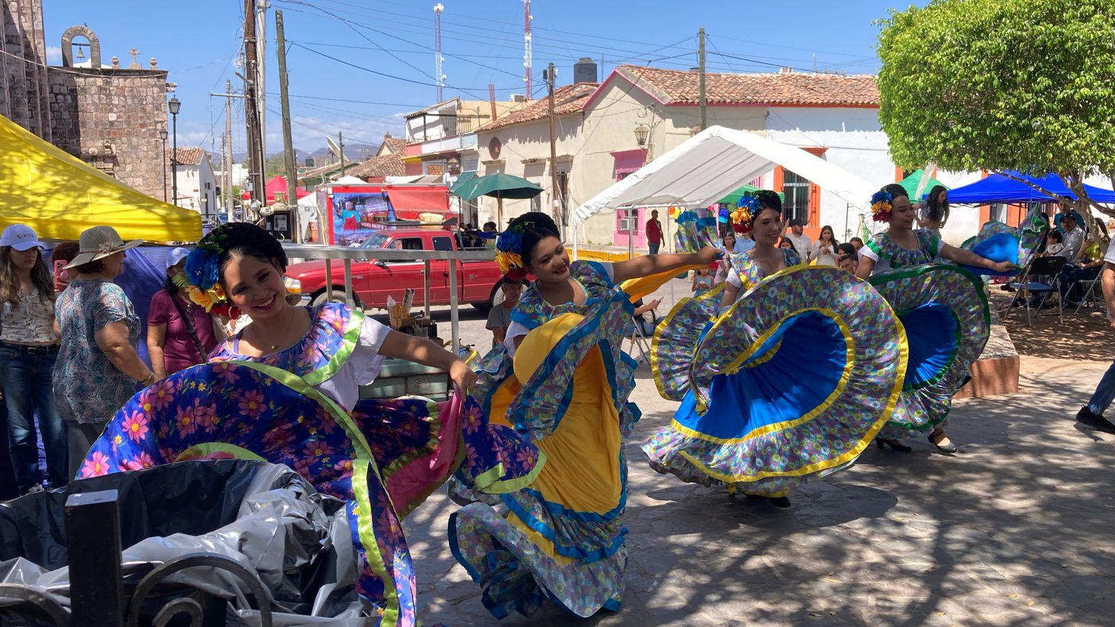 $!Reviven turismo regional en el sur de Sinaloa