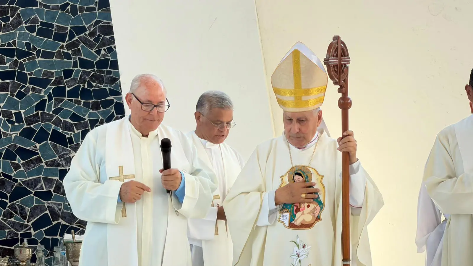 $!Erige canónicamente Obispo a la parroquia del Señor de la Divina Misericordia