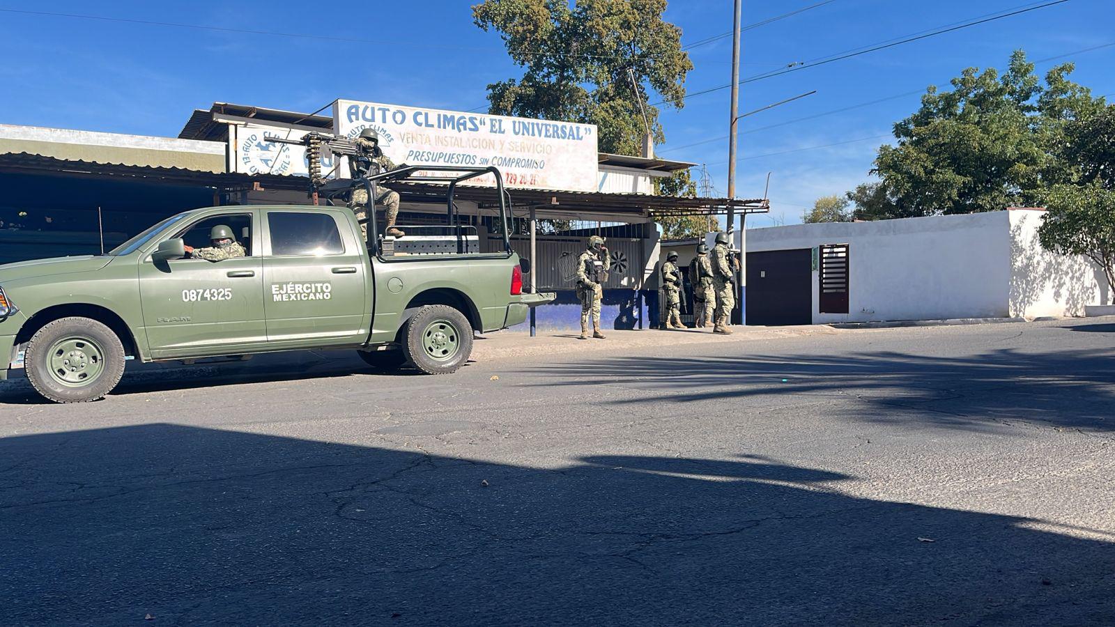 $!Balean un taller de motocicletas por la avenida Patria, en Culiacán