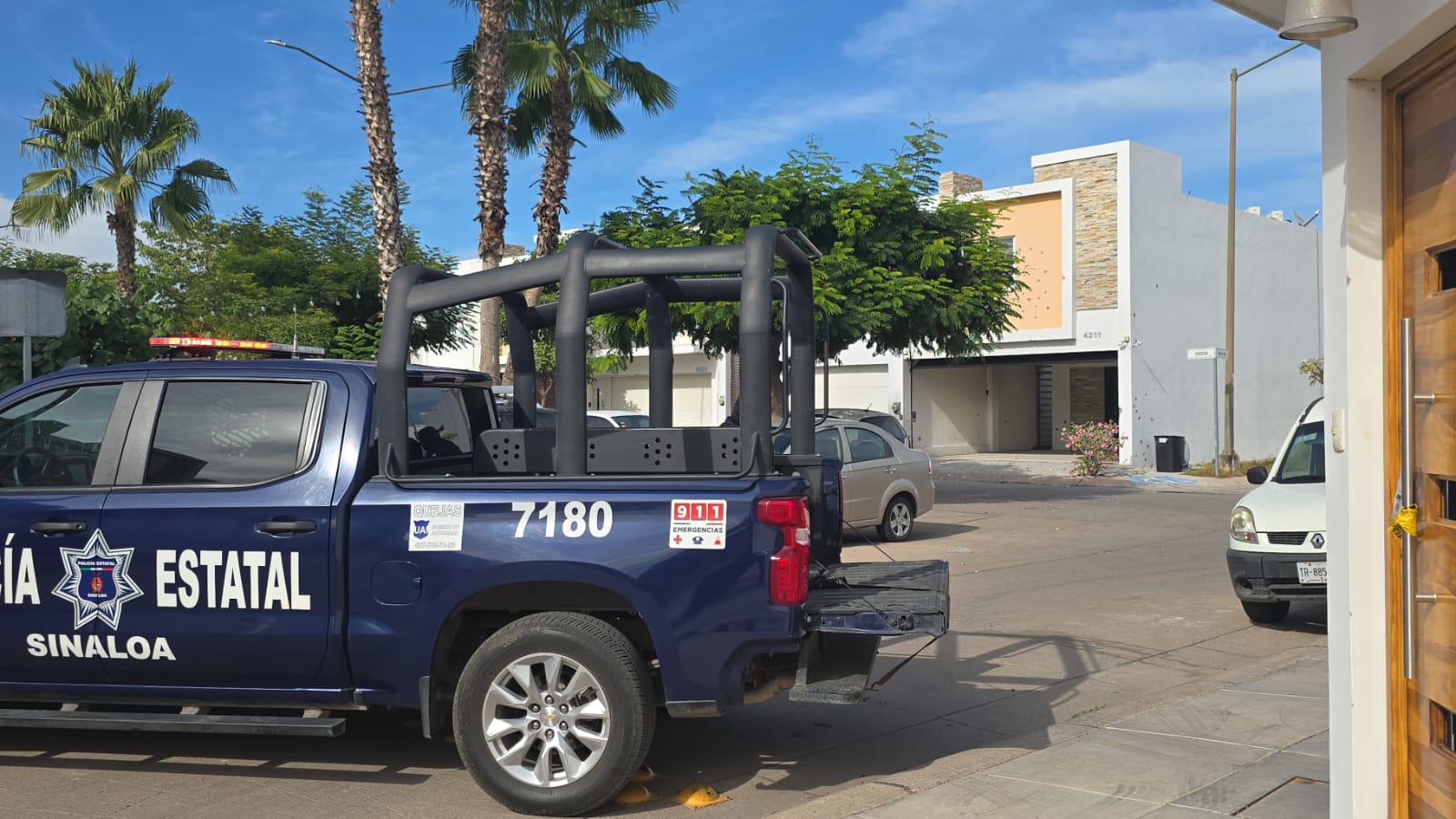 $!Balean con armas de alto calibre vivienda de Espacios Barcelona, en Culiacán