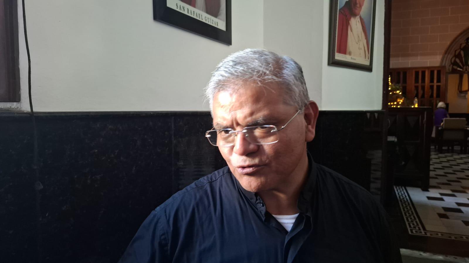 $!Corporaciones policiales tienen situación precaria para combatir la delincuencia: Vicario General de Mazatlán