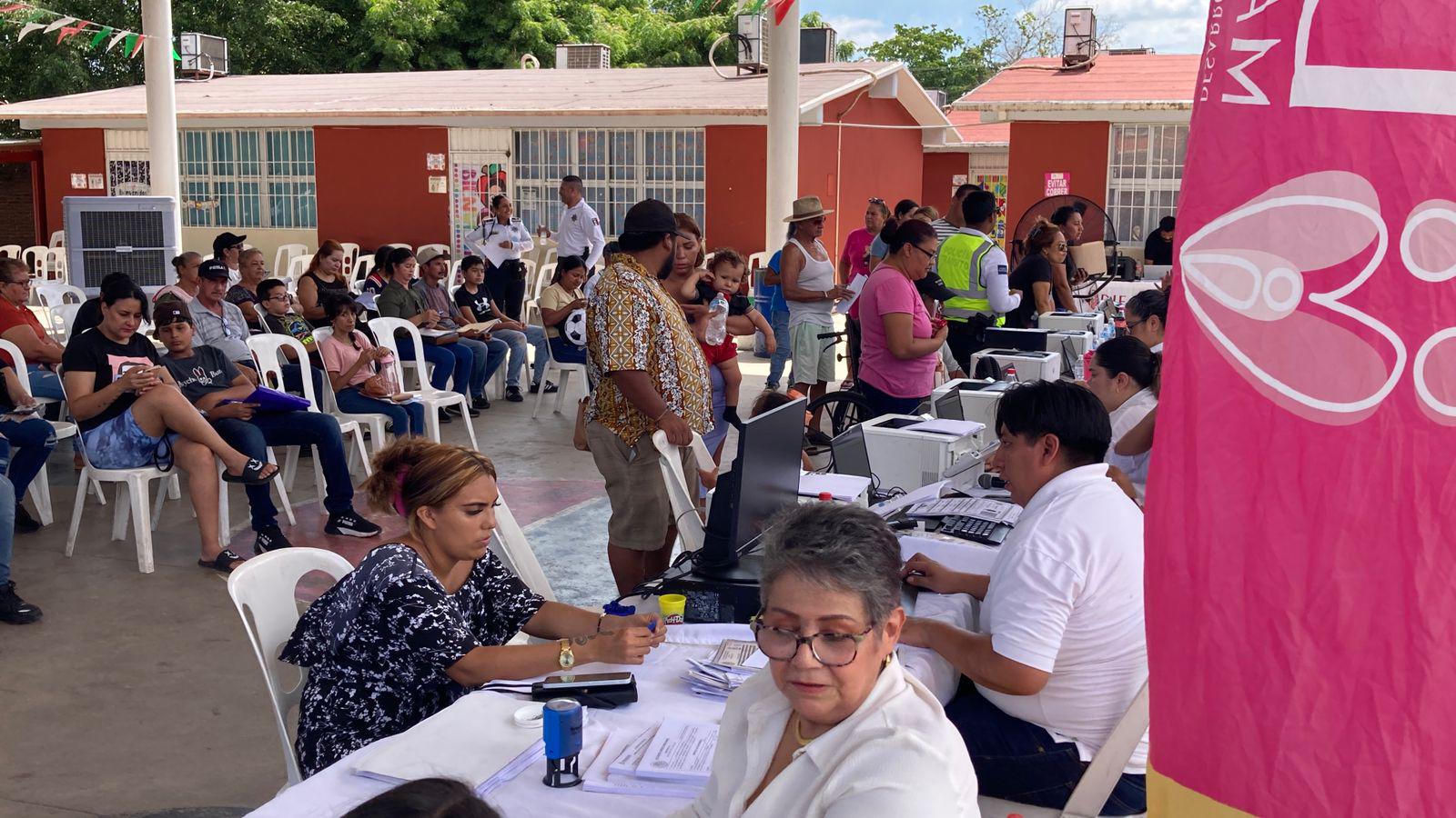 $!Más de 500 mazatlecos acceden a trámites gratuitos con la campaña ‘Identidad es tu Derecho’