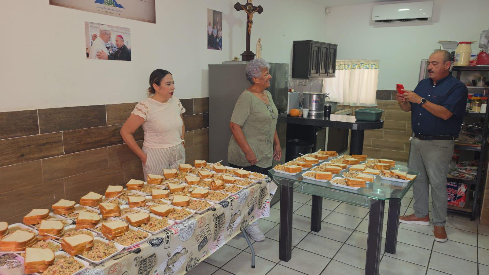 $!Comedor Humanitario reparte alimento y esperanza a más de mil personas cada mes en Mazatlán