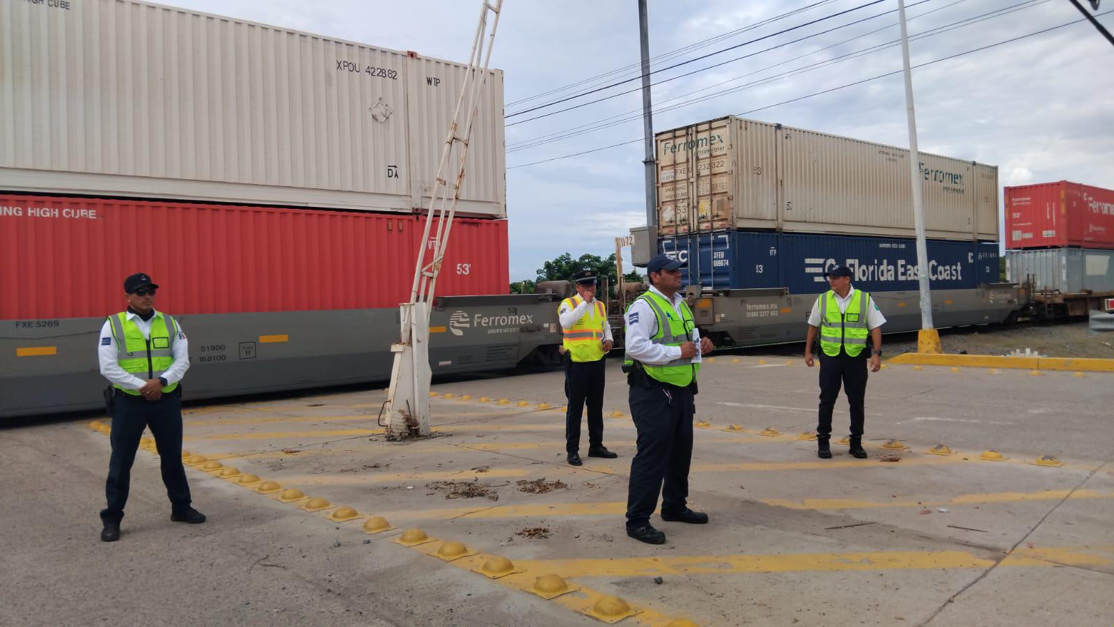 $!Tránsito de Mazatlán lanza campaña ‘Cuidado con el Tren’ ante fallas en plumas