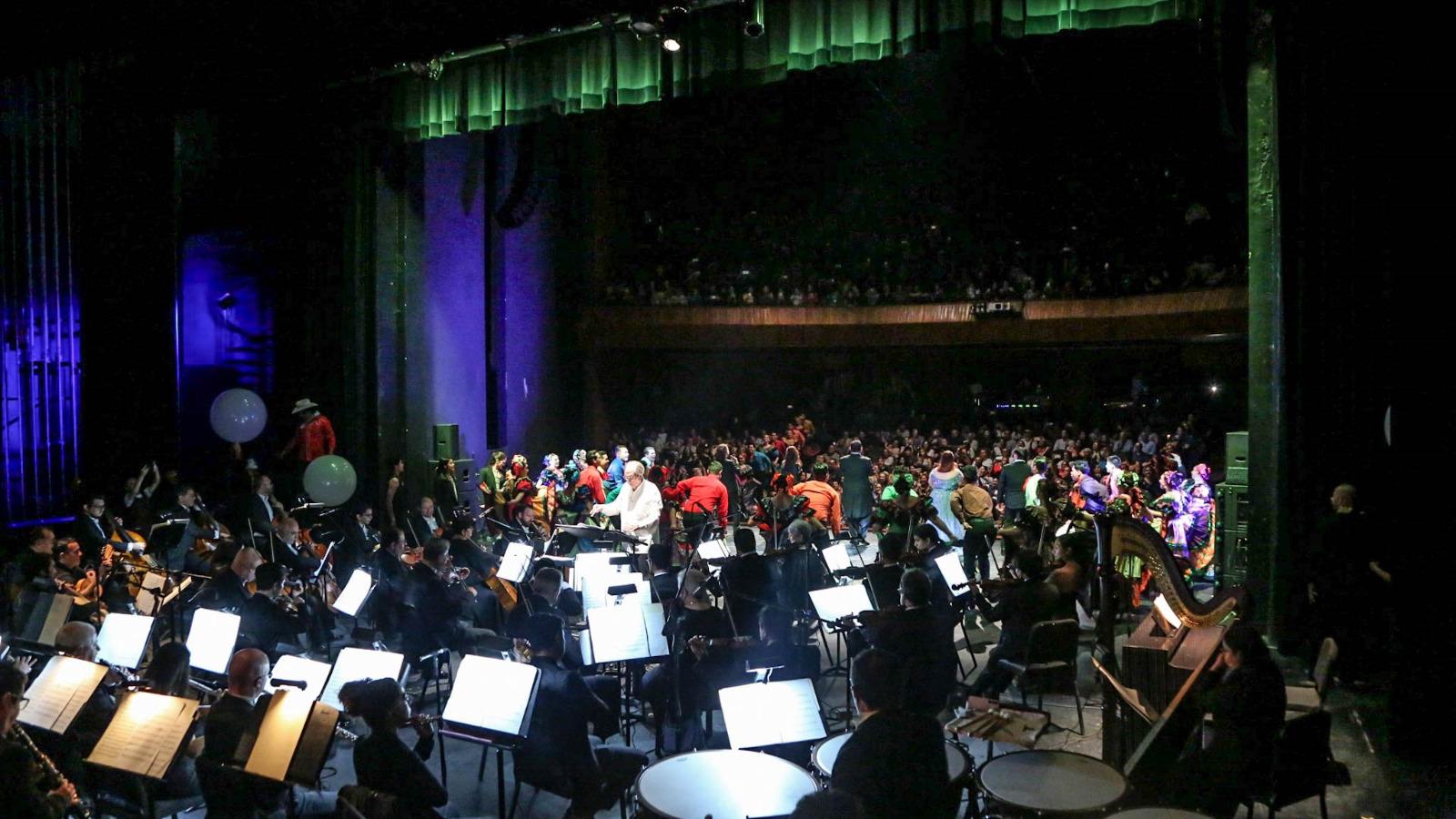 $!Una amplia asistencia tuvo el espectáculo.