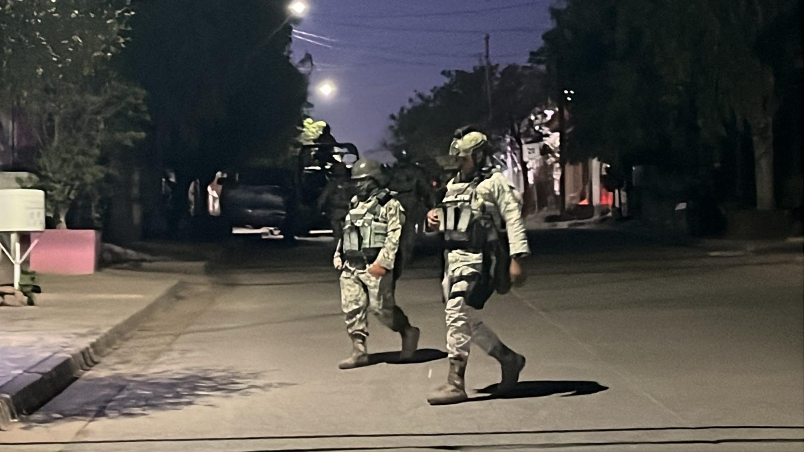 $!Hieren con arma blanca a hombre durante asalto en taller mecánico de Culiacán