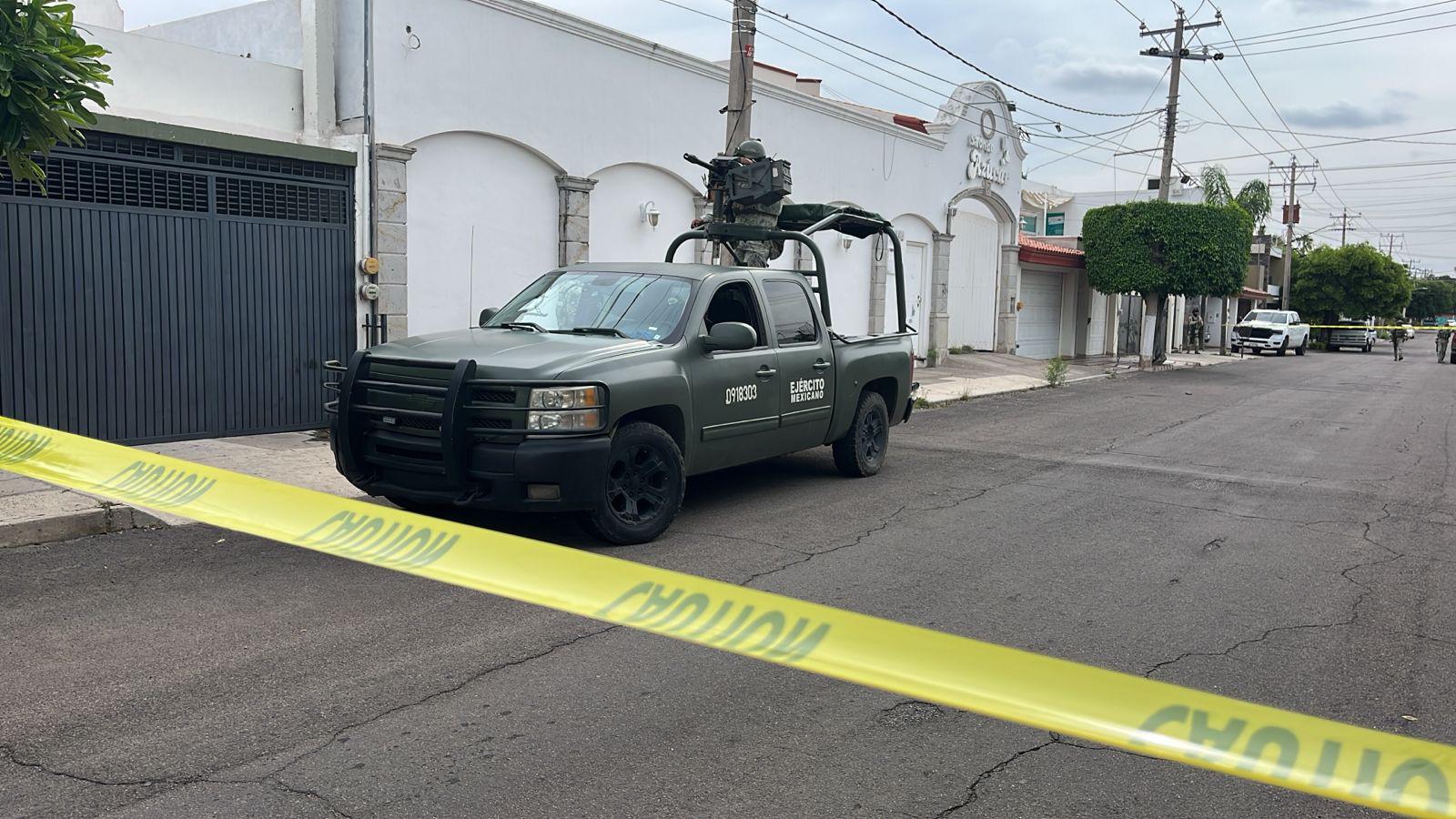 $!Grupo armado ataca salón de eventos en Las Quintas, Culiacán