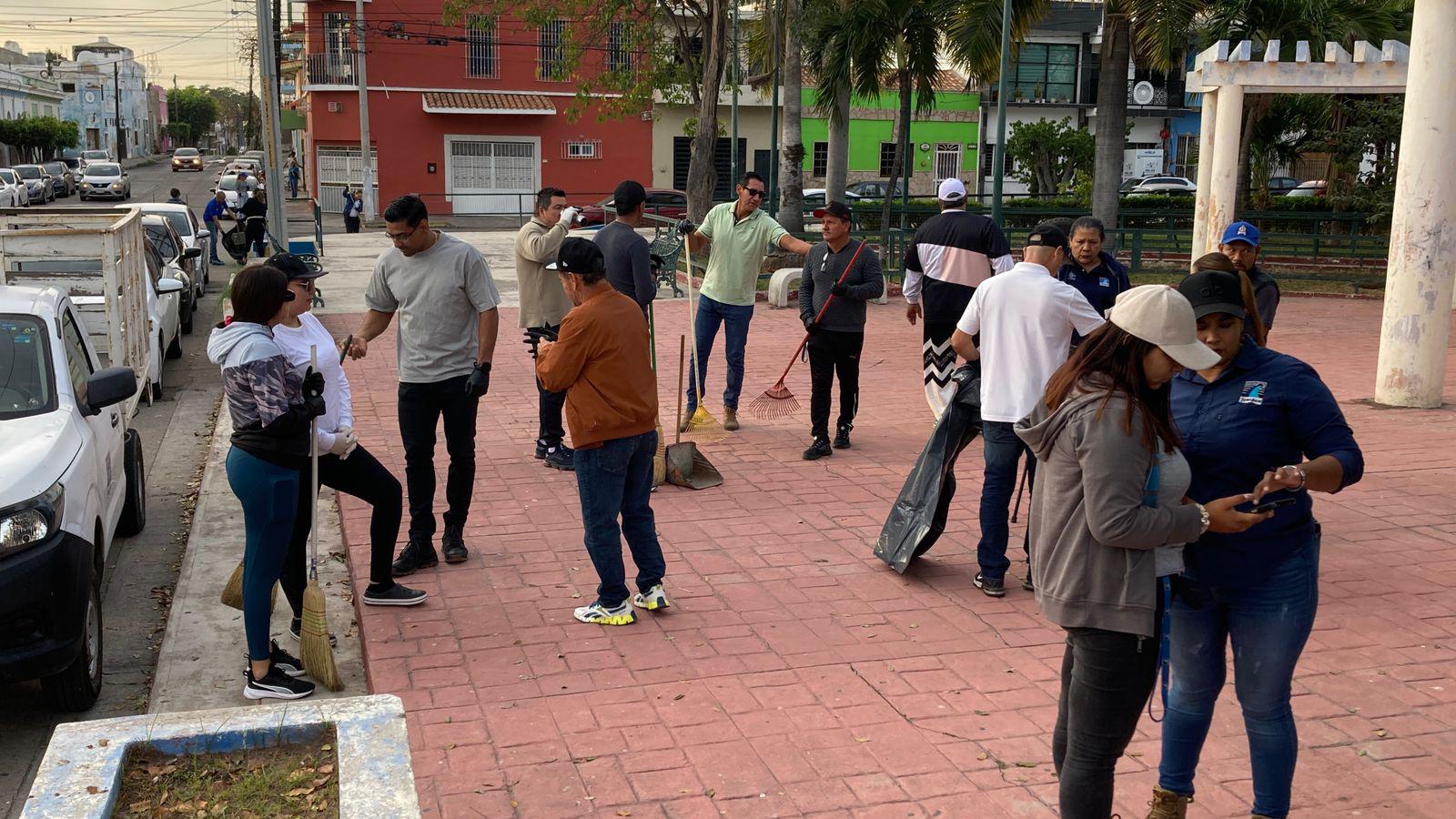 $!Reanuda Jumapam las jornadas de limpieza con una nueva ‘manita de gato’ al Parque Ángel Flores