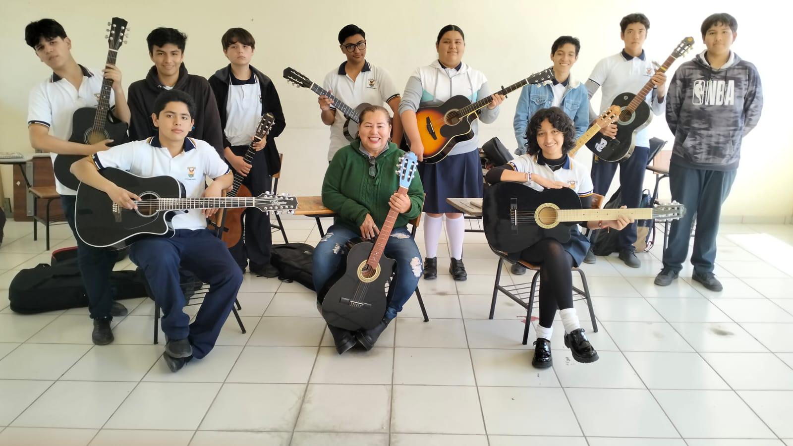 $!Susana Tirado, la versátil ‘teacher’ del softbol sinaloense