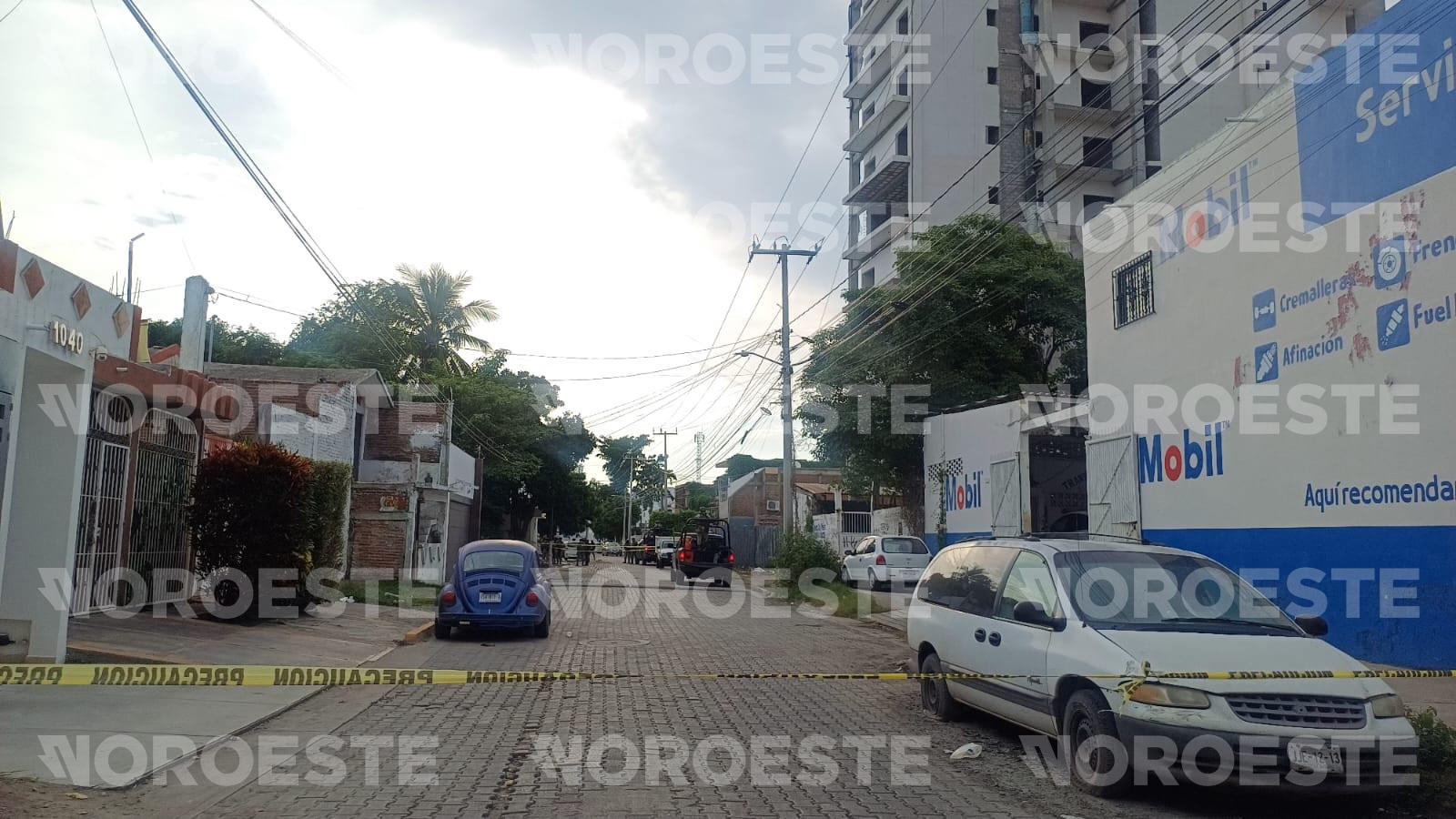 $!Ataques a balazos dejan tres heridos y daños en una vivienda en Mazatlán