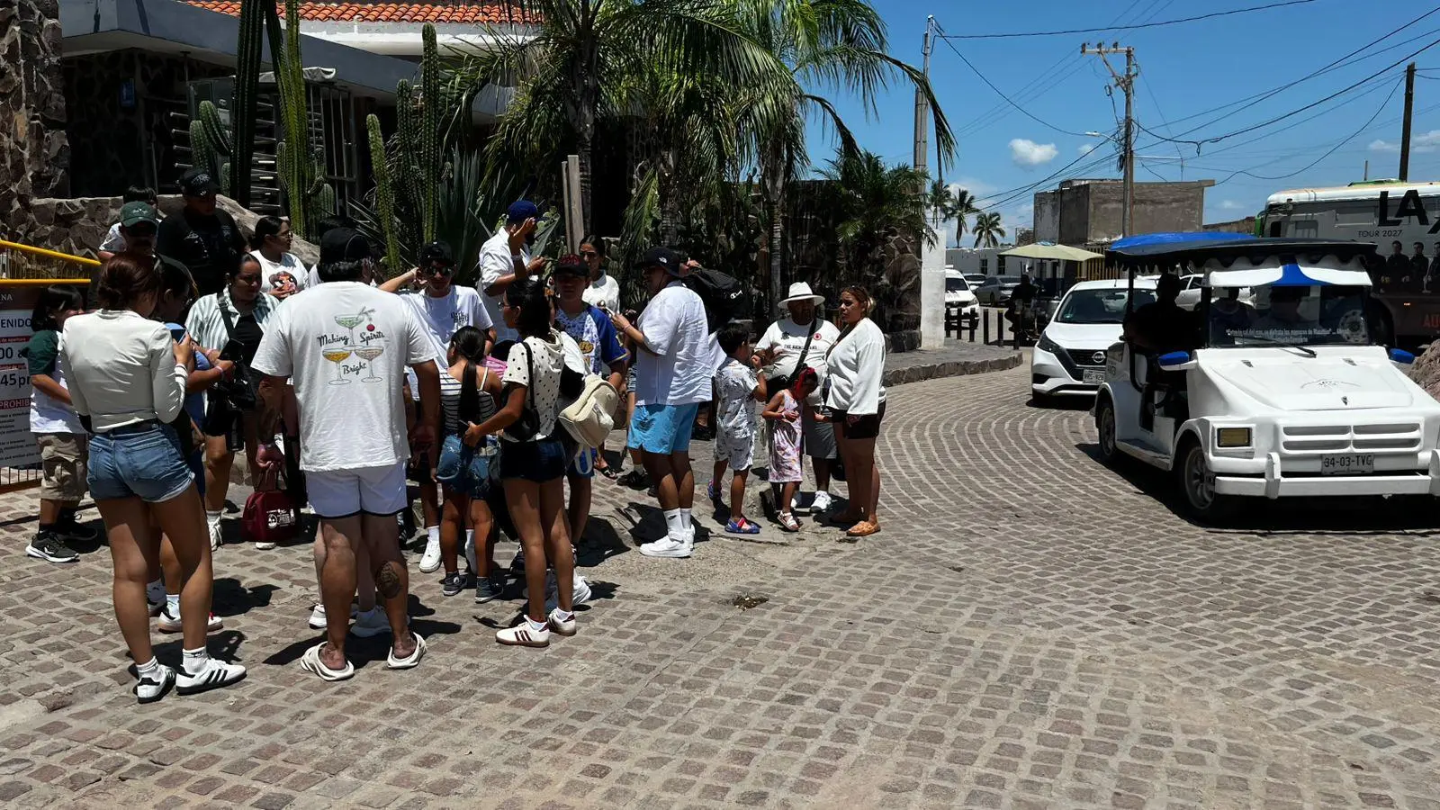 $!Faro de Mazatlán sigue recibiendo visitas pese al fin de las vacaciones