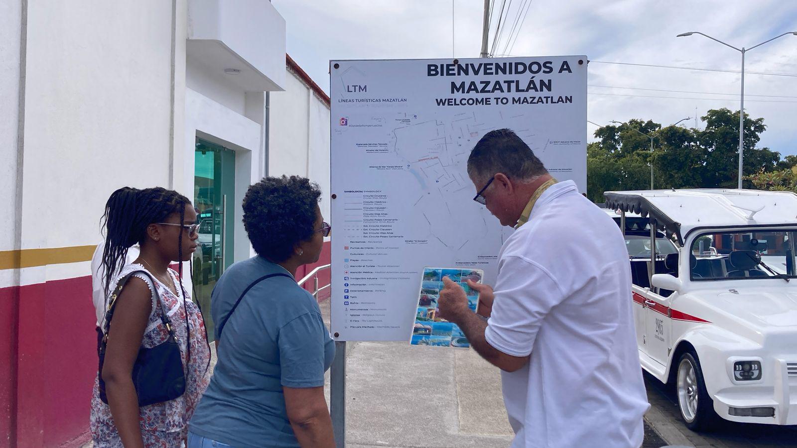 $!Con cerca de 4 mil pasajeros atracó en el puerto el crucero Discovery Princess