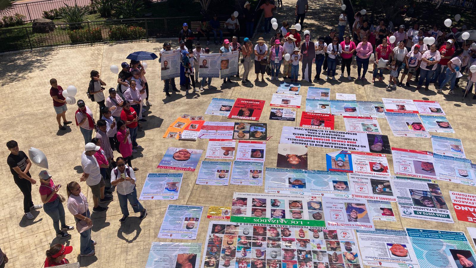 $!‘10 de mayo no es de fiesta, es de lucha y de ‘protesta’, el clamor de las madres rastreadoras de Mazatlán