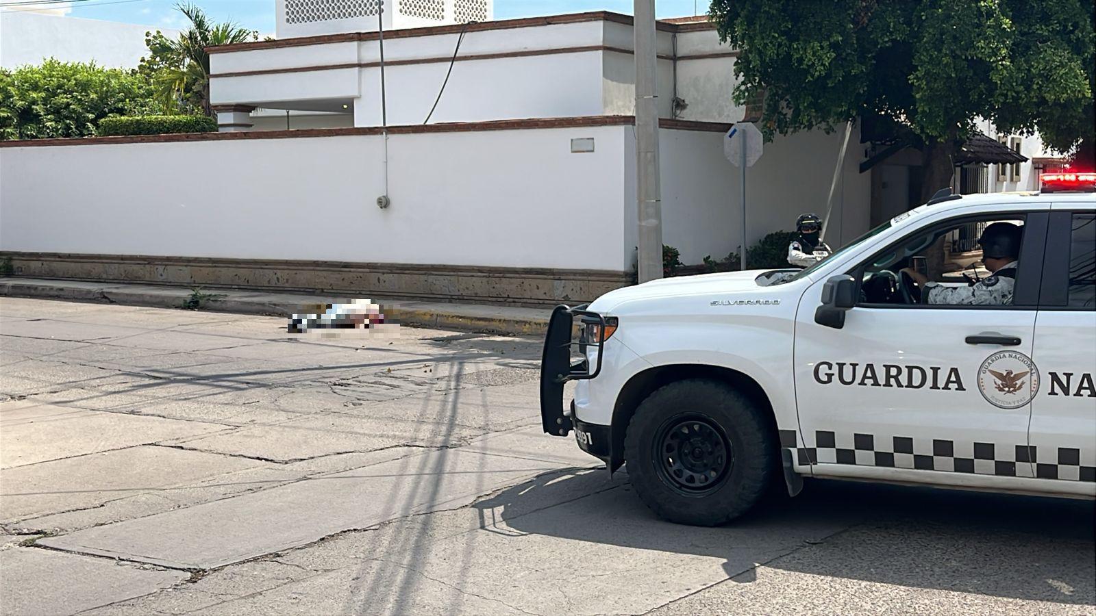 $!Hallan sin vida a empleado del SAT en la colonia Chapultepec, en Culiacán