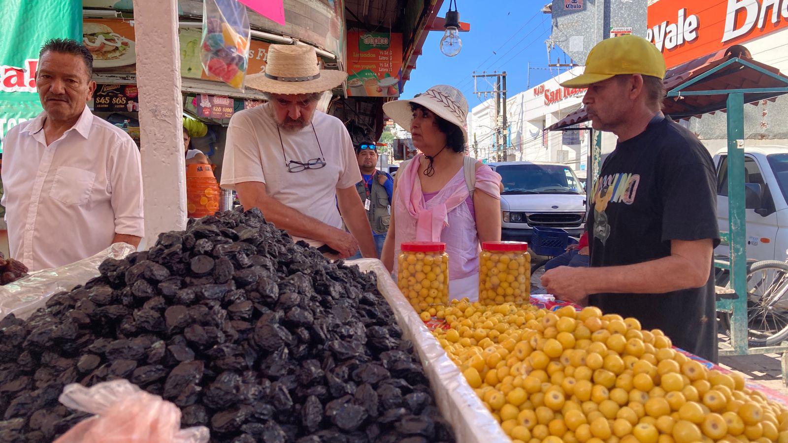 $!Vendedores de dulces navideños se mantienen a la expectativa ante la posibilidad de bajas ventas