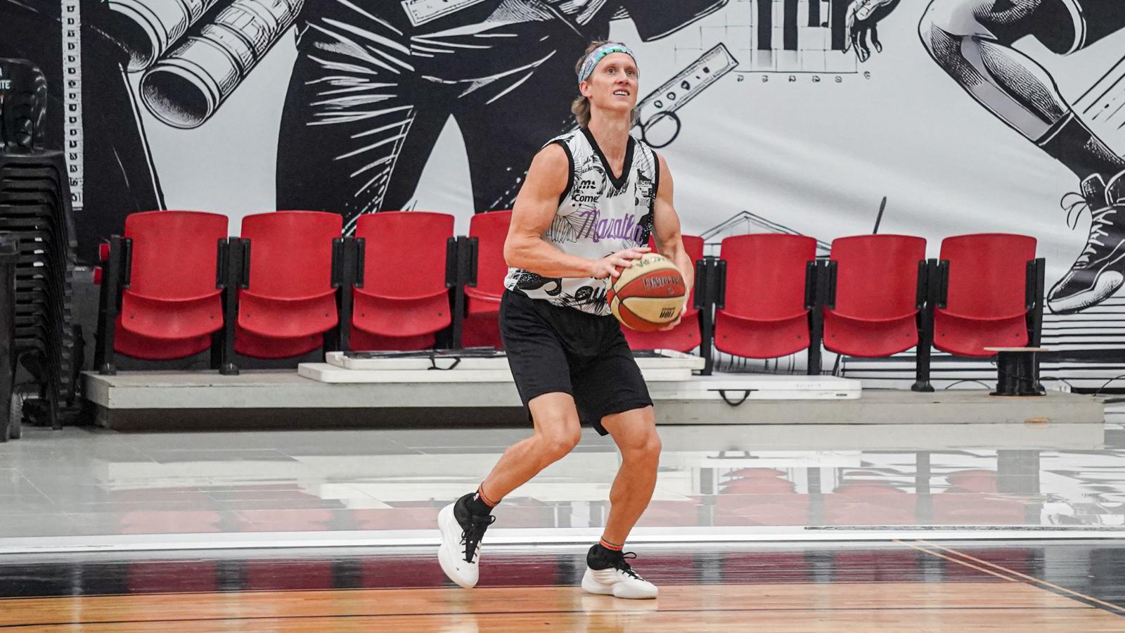 $!Jeff Ledbetter está de regreso en Mazatlán para defender la jersey de Venados Basketball