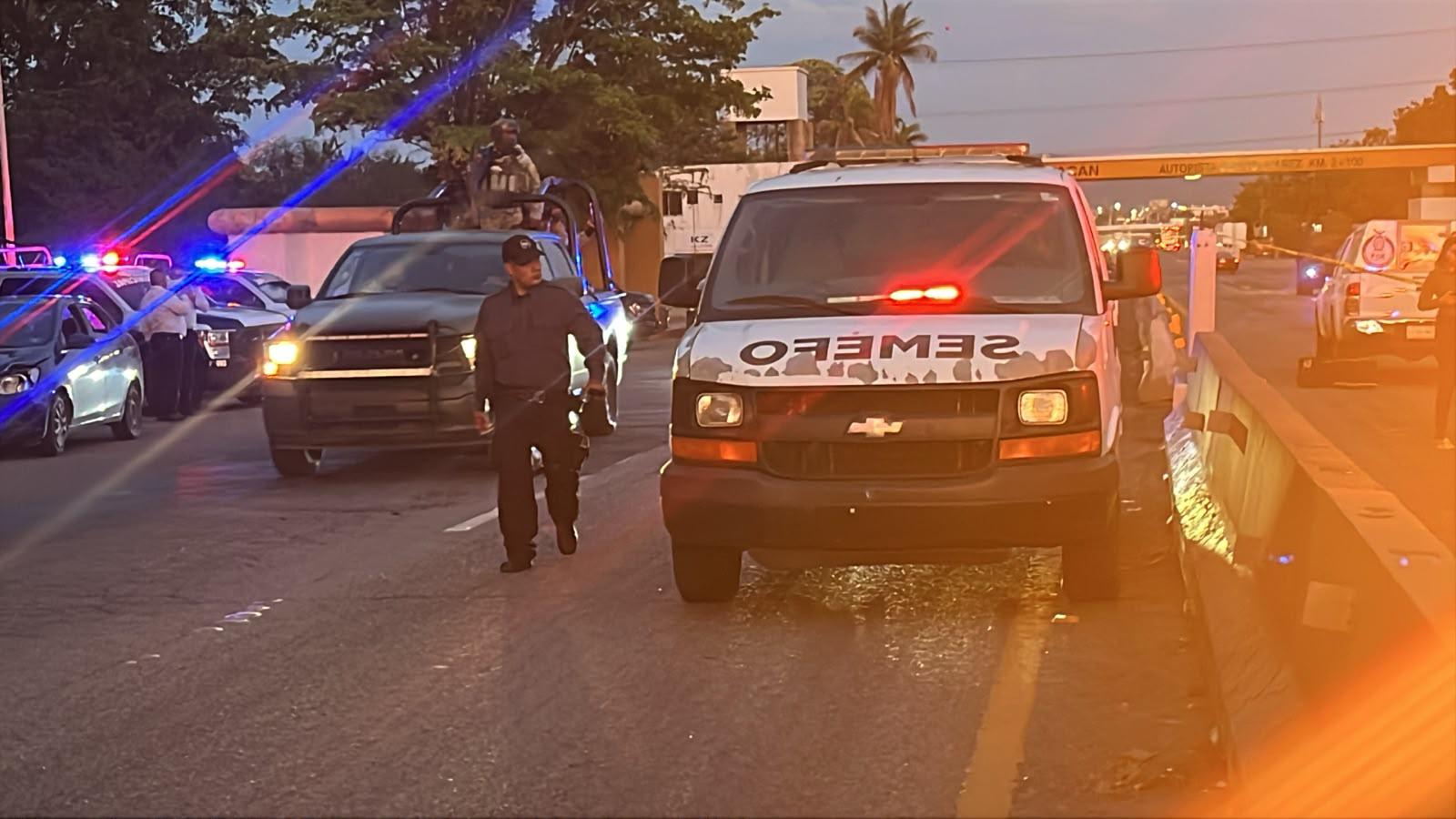 $!Asesinan a balazos a motociclista por La Costerita, al sur de Culiacán