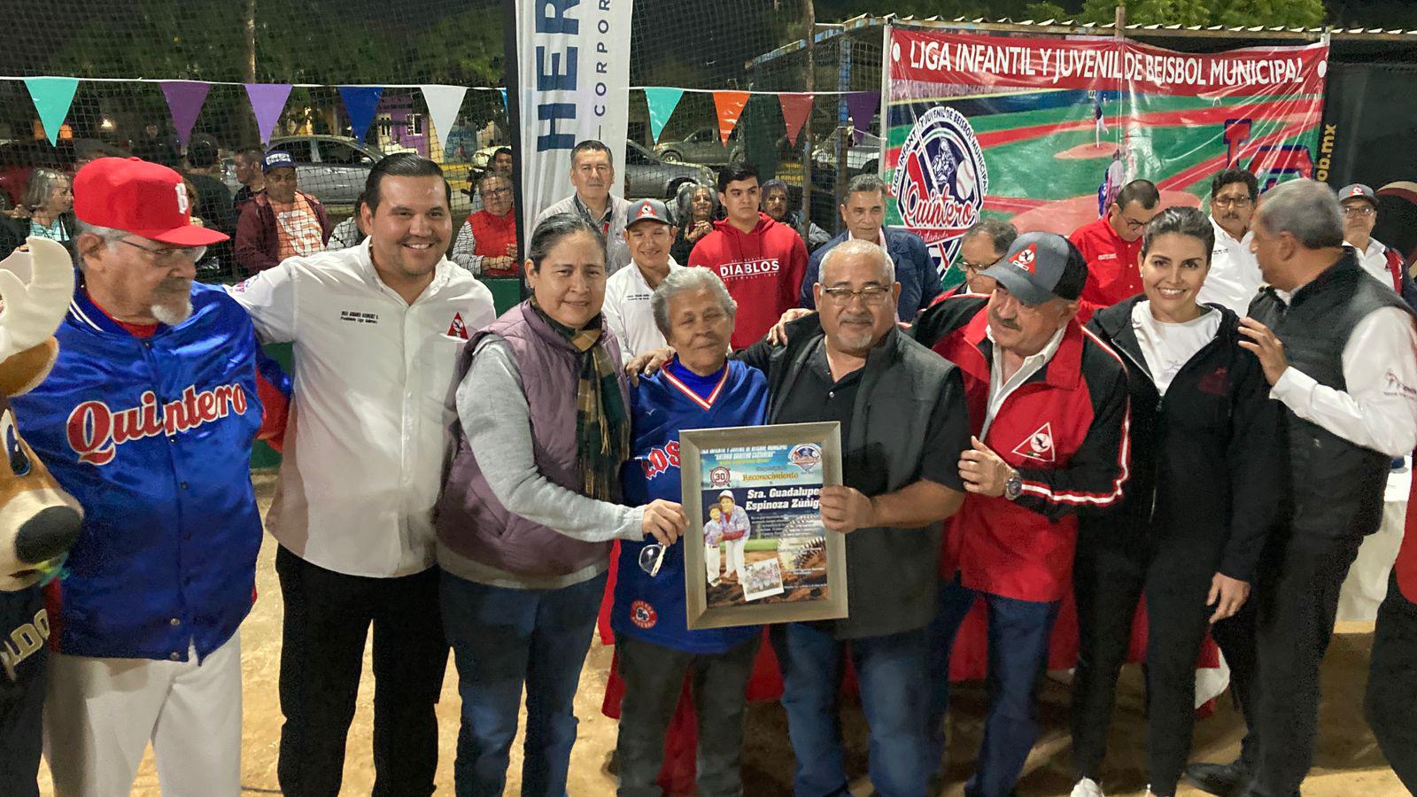 $!Homenajean a Marco Verde en apertura de Liga Quintero Castañeda