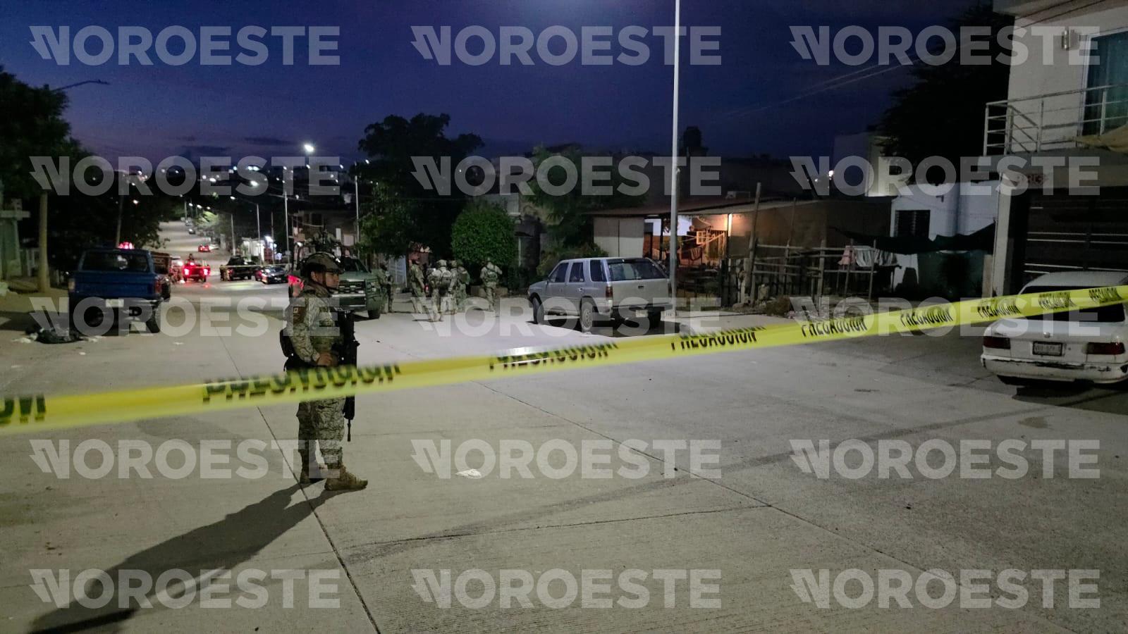 $!En ataques simultáneos, balean casas en las colonias Díaz Ordaz y Progreso, en Culiacán