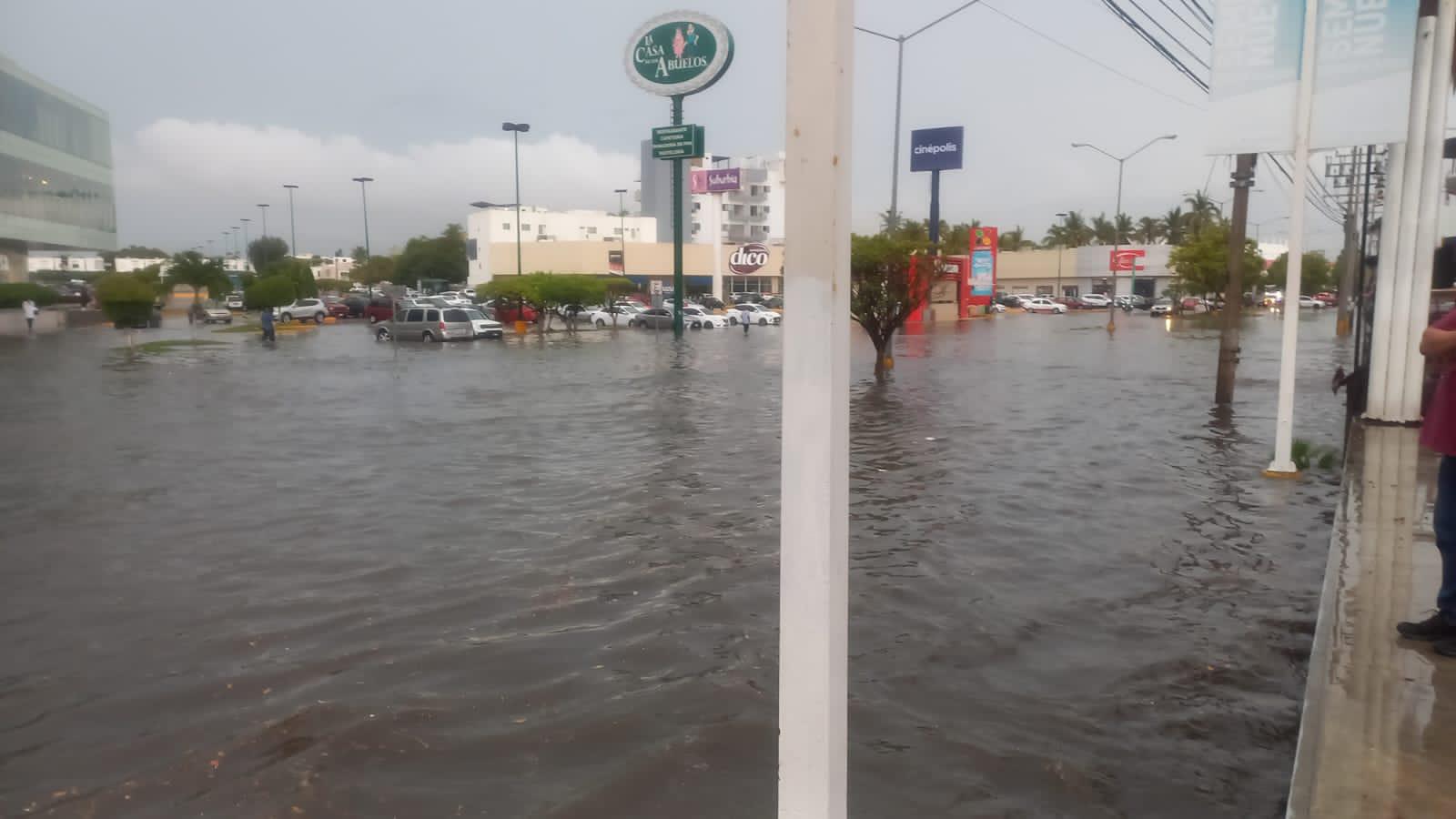 $!Reportan un muerto tras las lluvias por ‘Beatriz’ en Mazatlán