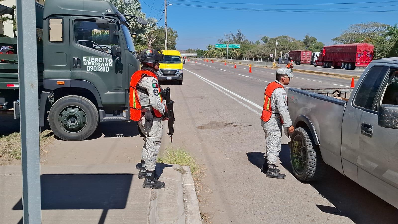 $!Refuerzan seguridad en entradas a Mazatlán con operativo de inspección y vigilancia