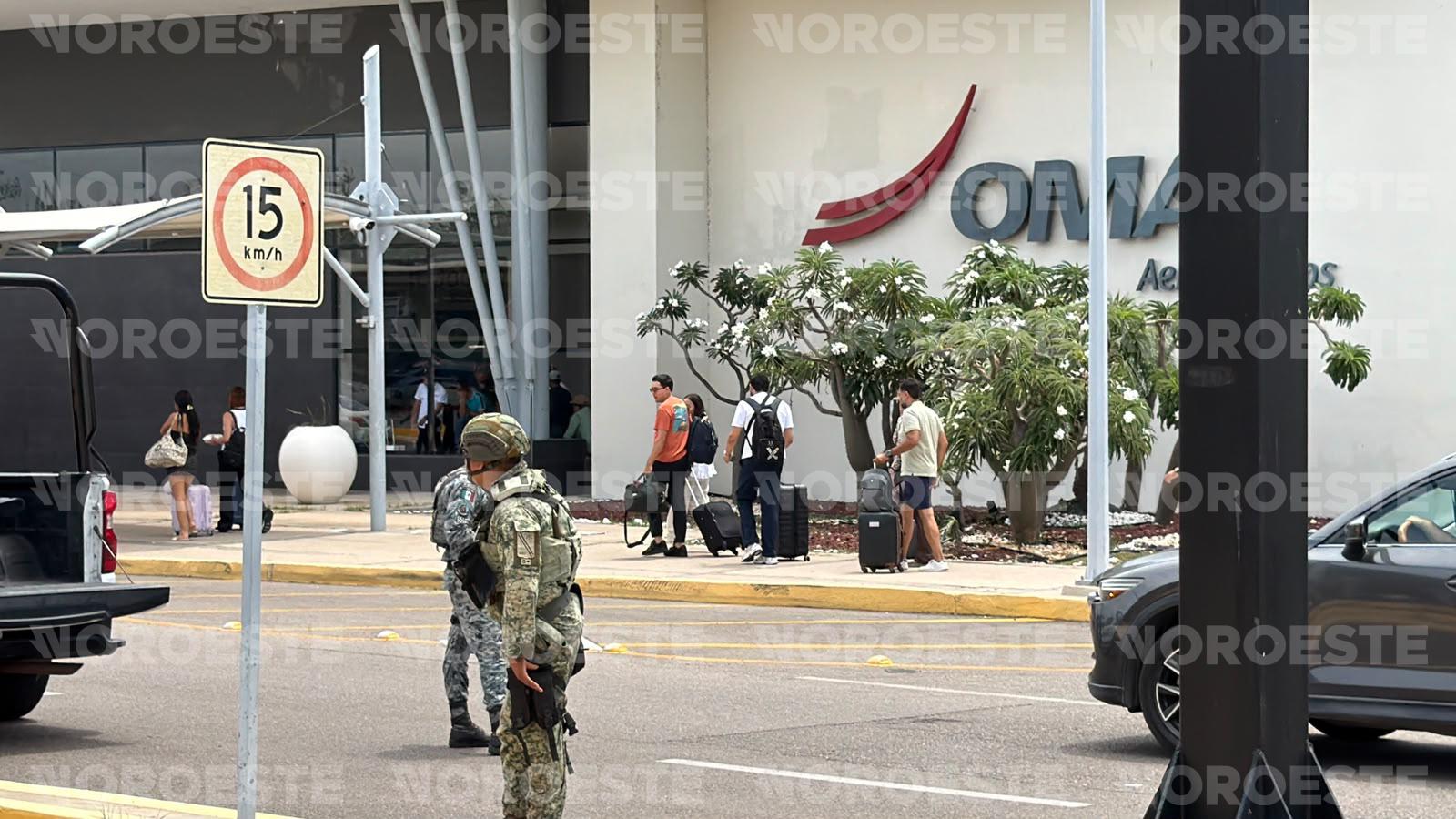 $!Balacera y persecución se registra en la zona del aeropuerto en Mazatlán