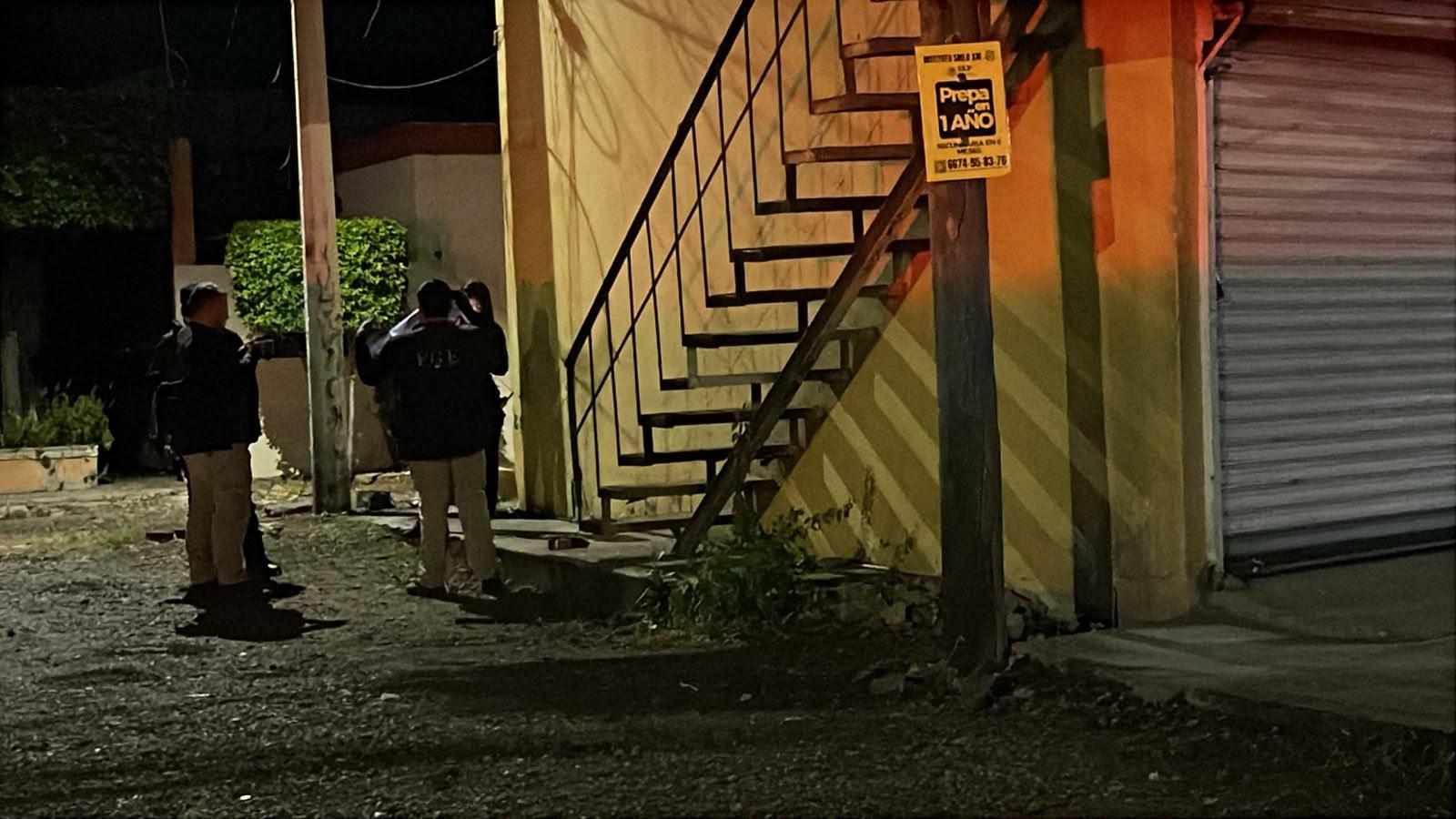 $!Balean edificio de locales en la Colonia Guadalupe Victoria, en Culiacán